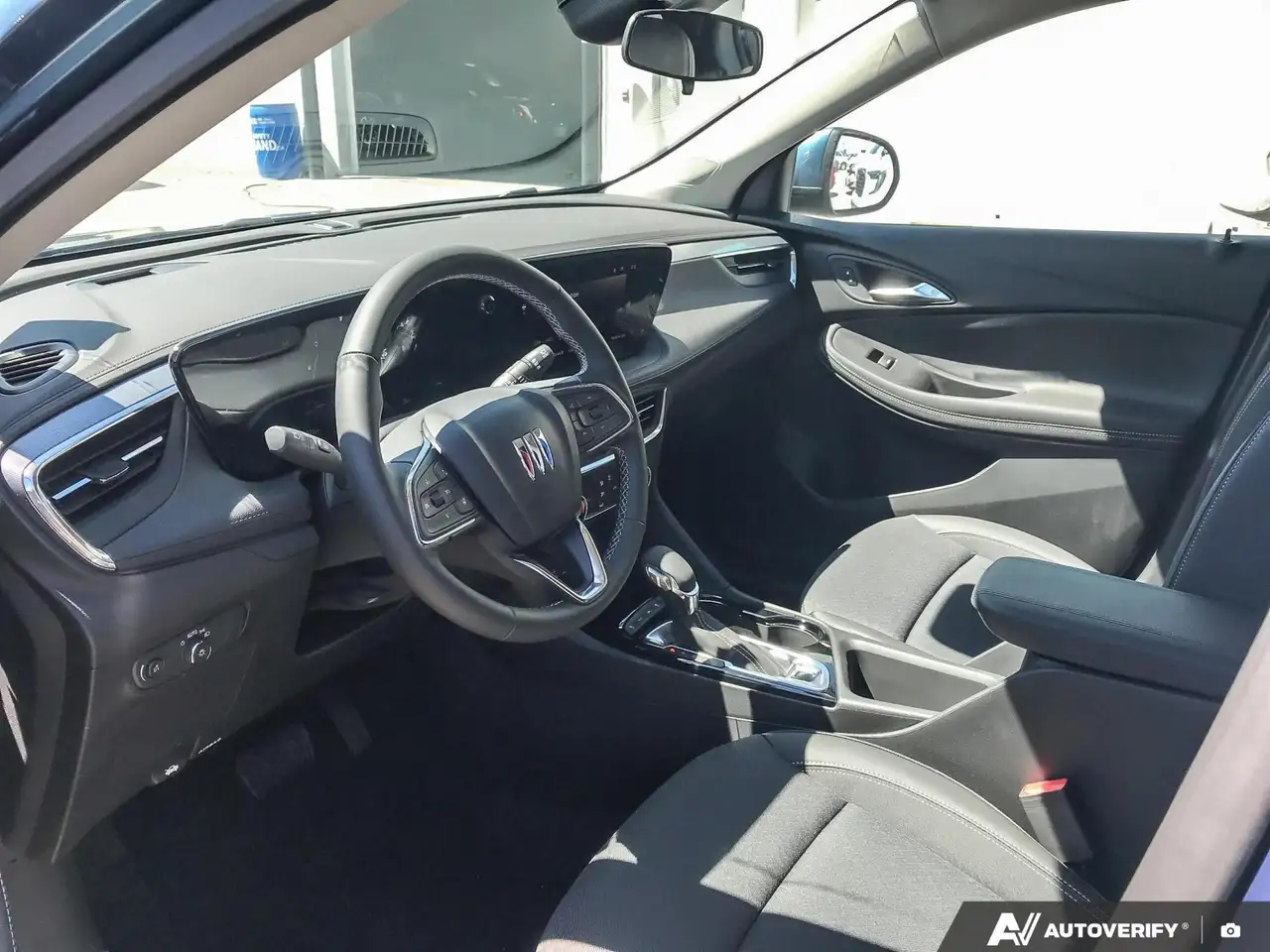 Buick Encore снимка Buick Encore