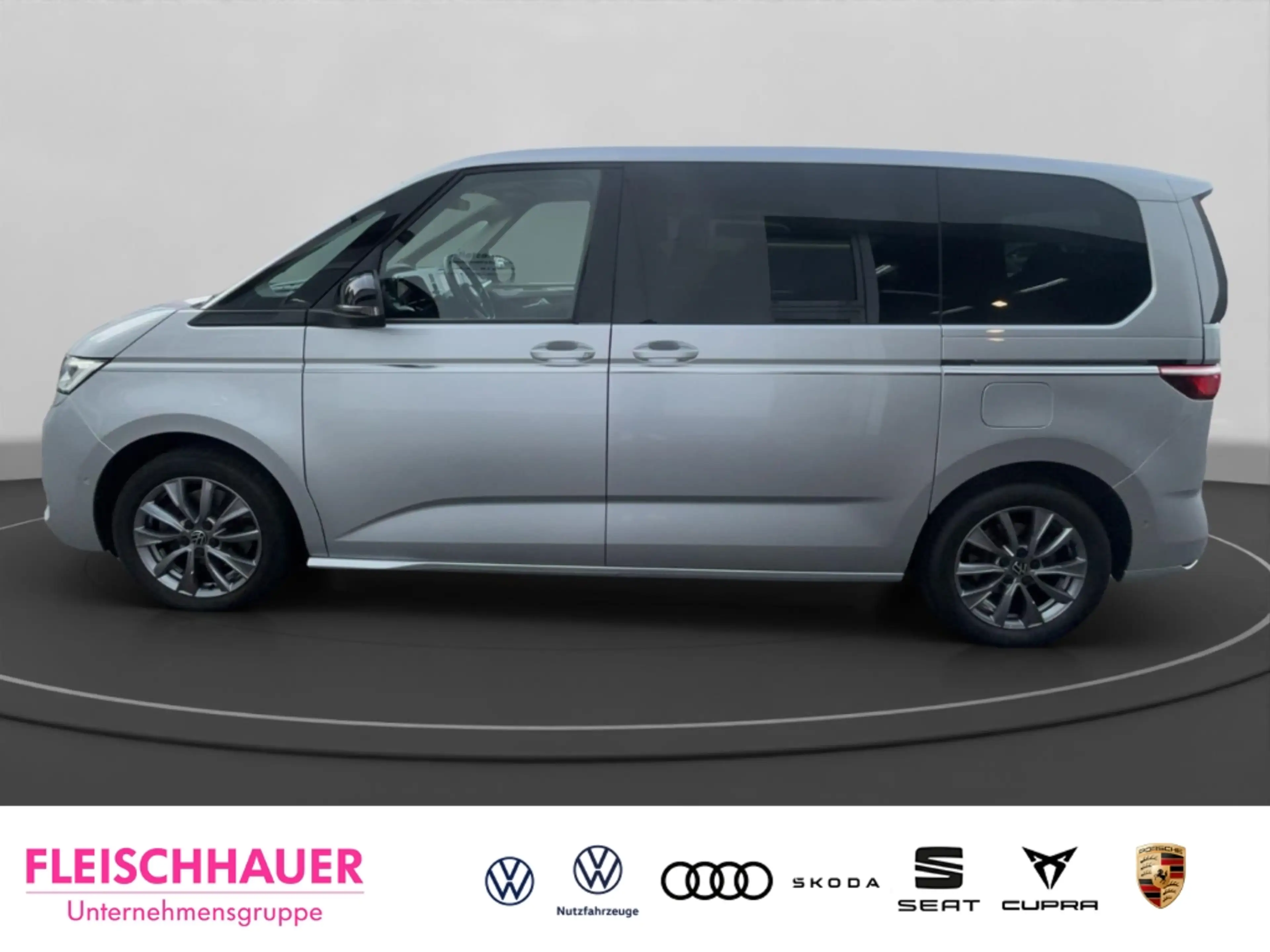 Volkswagen Transporter eHybrid Style DSG+AHK+NAVI+SHZ+ACC — photo 3