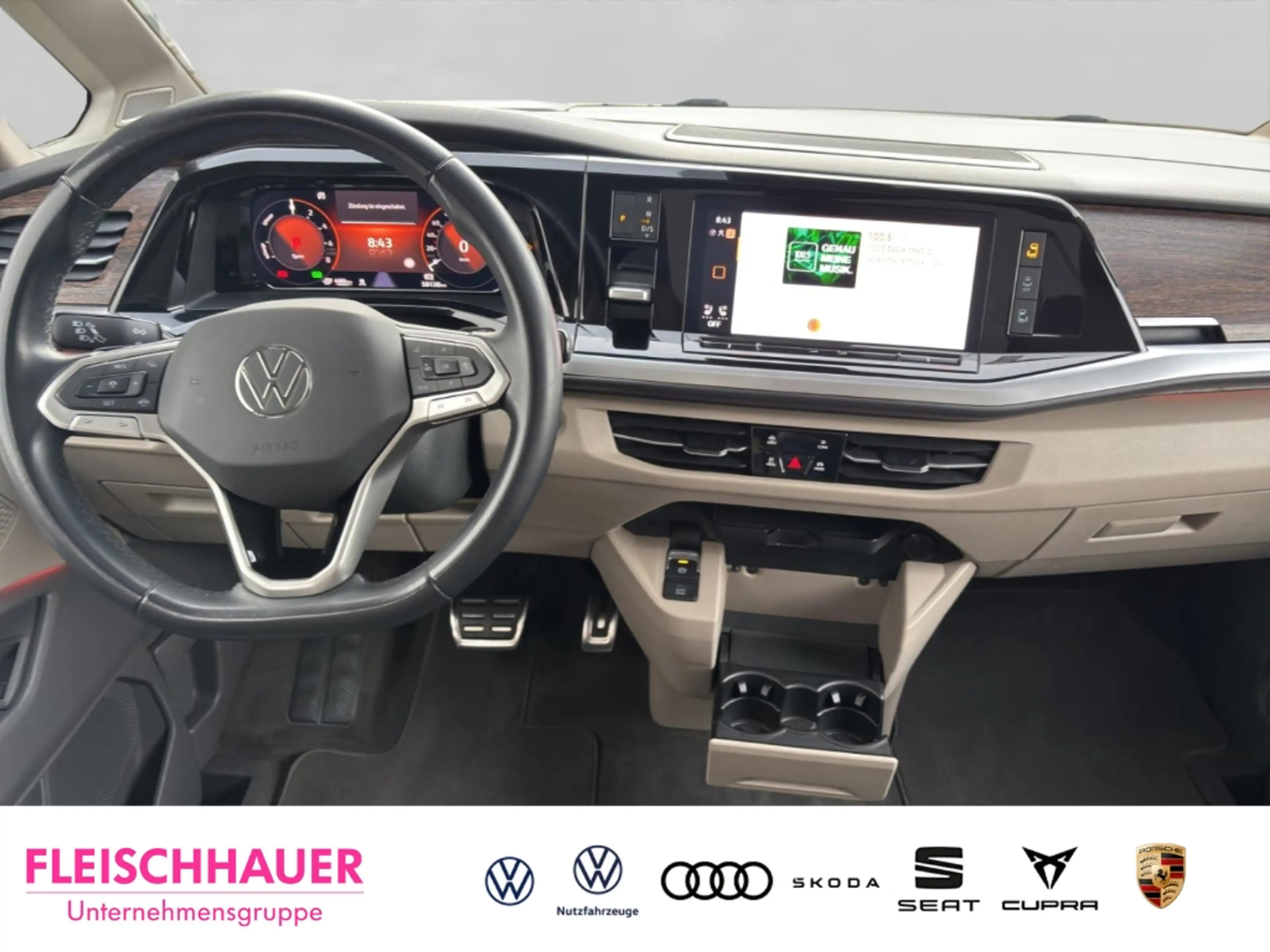 Volkswagen Transporter eHybrid Style DSG+AHK+NAVI+SHZ+ACC — photo 10