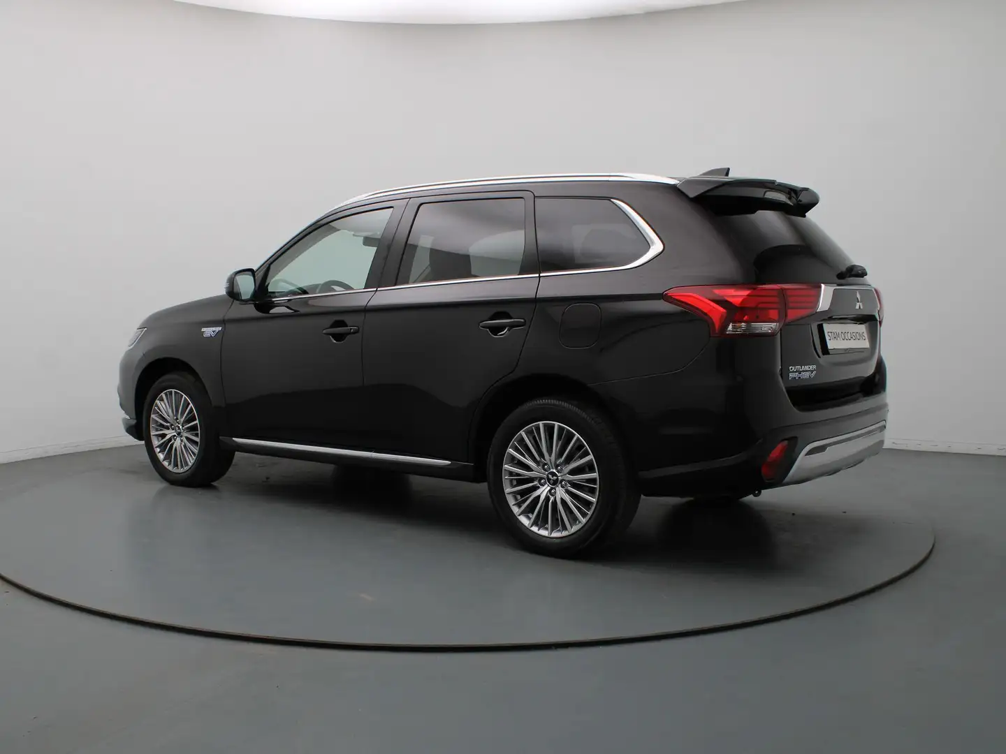 Mitsubishi Outlander 225pk PHEV Intense Automaat Camera | Climate | Cru Schwarz - 2