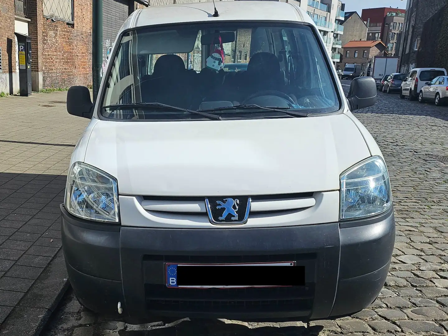 Peugeot Partner 1.4 Essence. 2100€ Bílá - 1