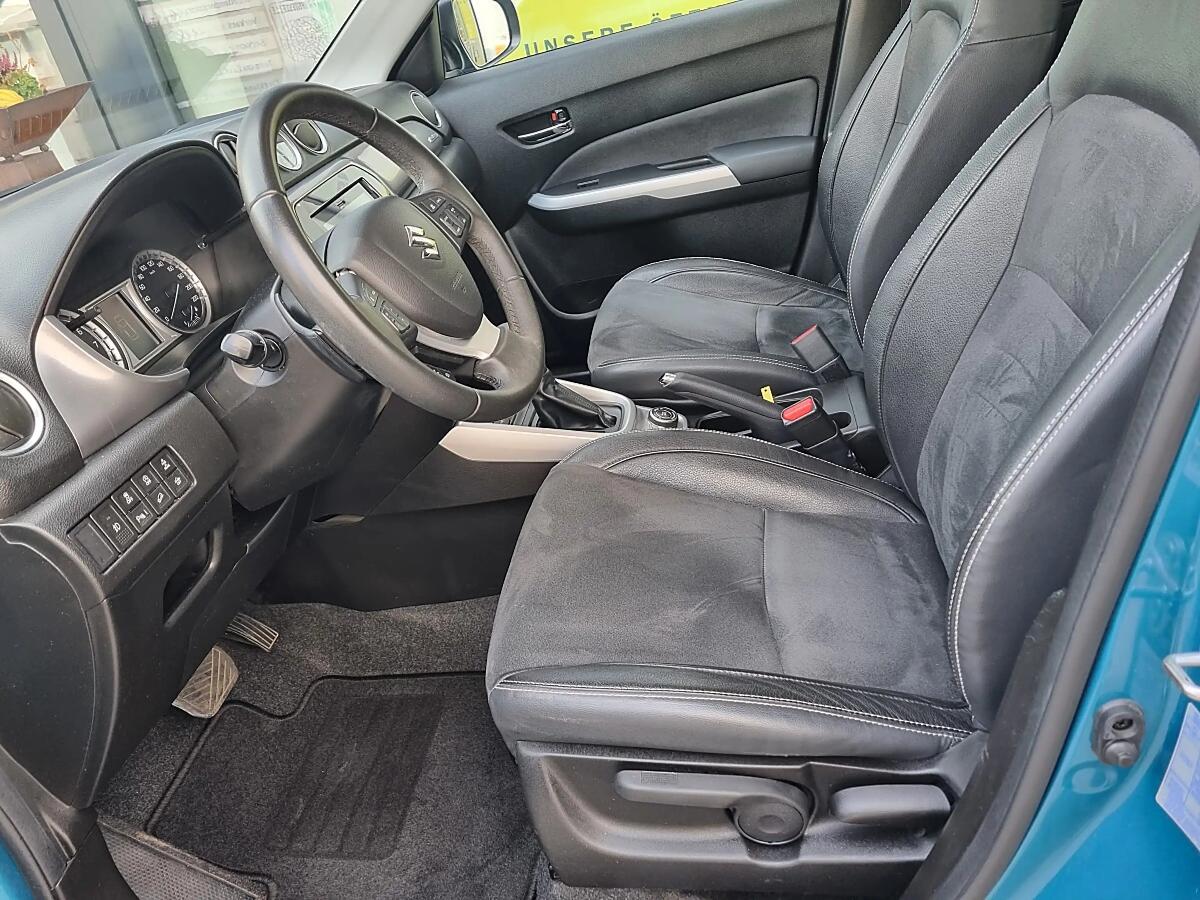 Suzuki Vitara 1,6 4WD Flash Aut. — photo 7