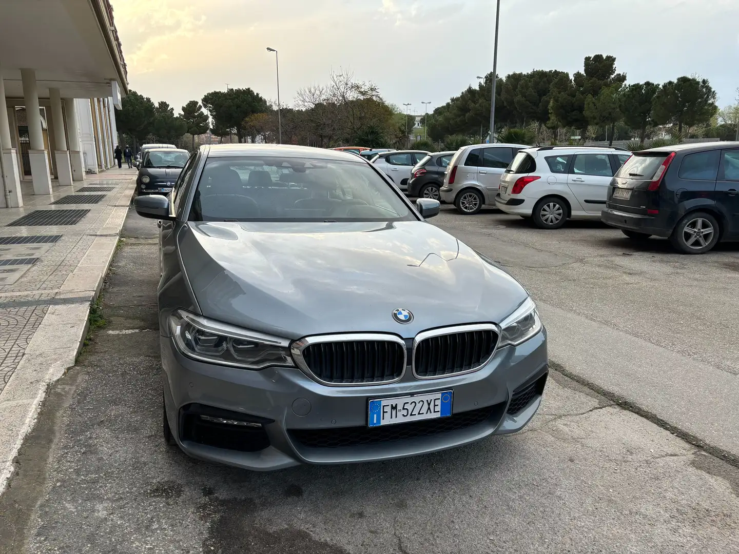 BMW 520 Serie 5 G30 2017 Berlina 520d Msport auto Grigio - 1