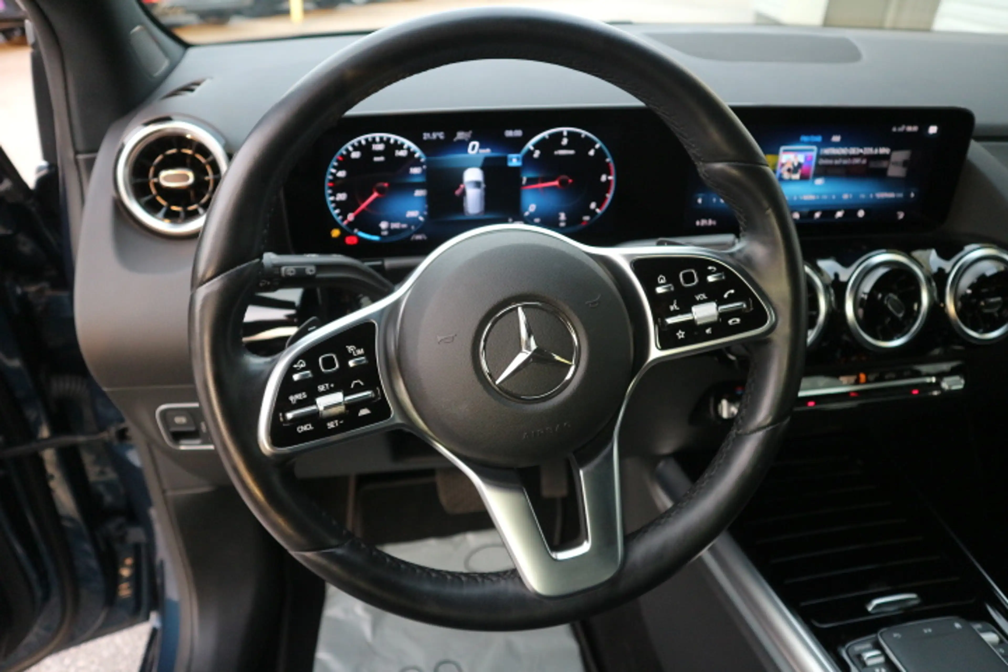 Mercedes-Benz B 220 B 220 d 4Matic (247.015) — photo 12