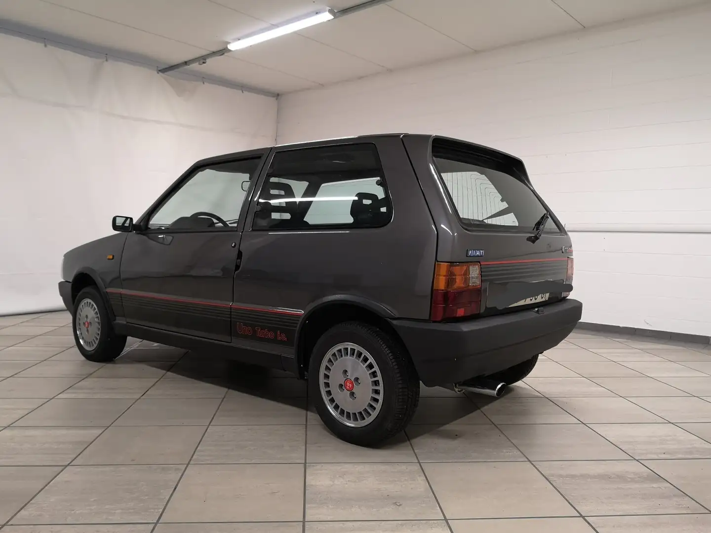 Fiat Uno 3p 1.3 turbo ie 105cv Szürke - 2