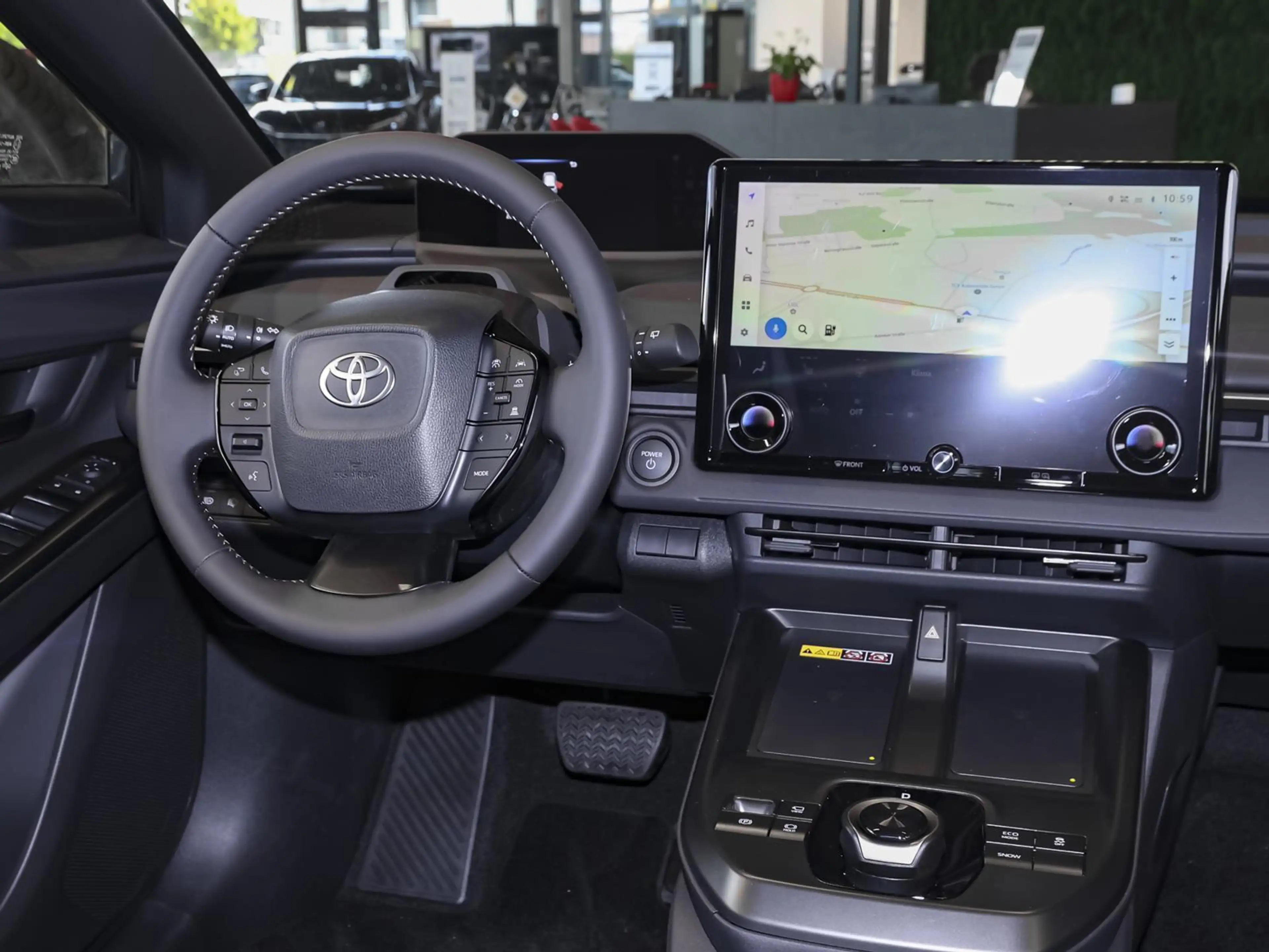 Toyota bZ4X Touring FWD Teamplayer NAVI SHZ PDC KLIMA — photo 9