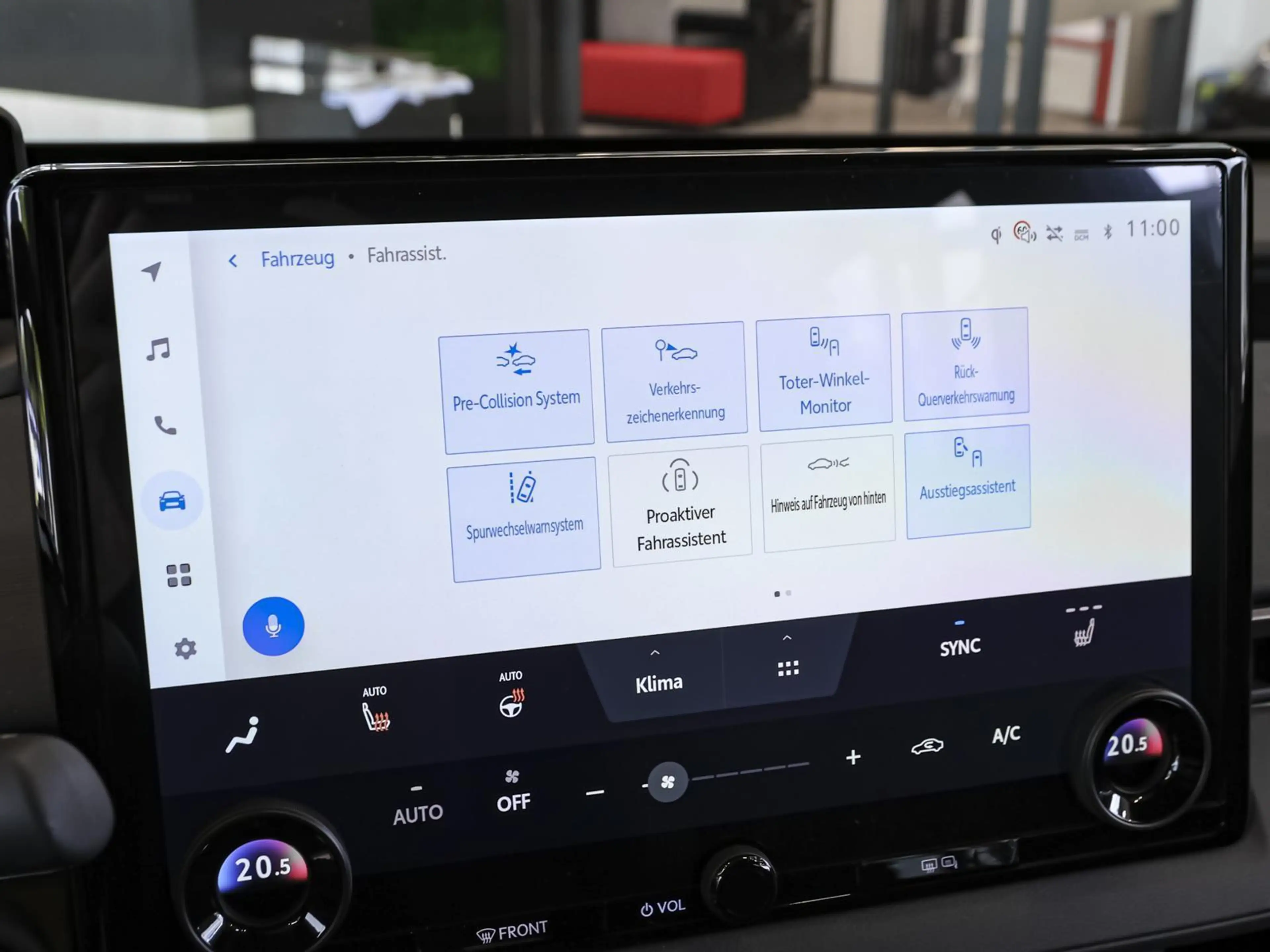 Toyota bZ4X Touring FWD Teamplayer NAVI SHZ PDC KLIMA — photo 15