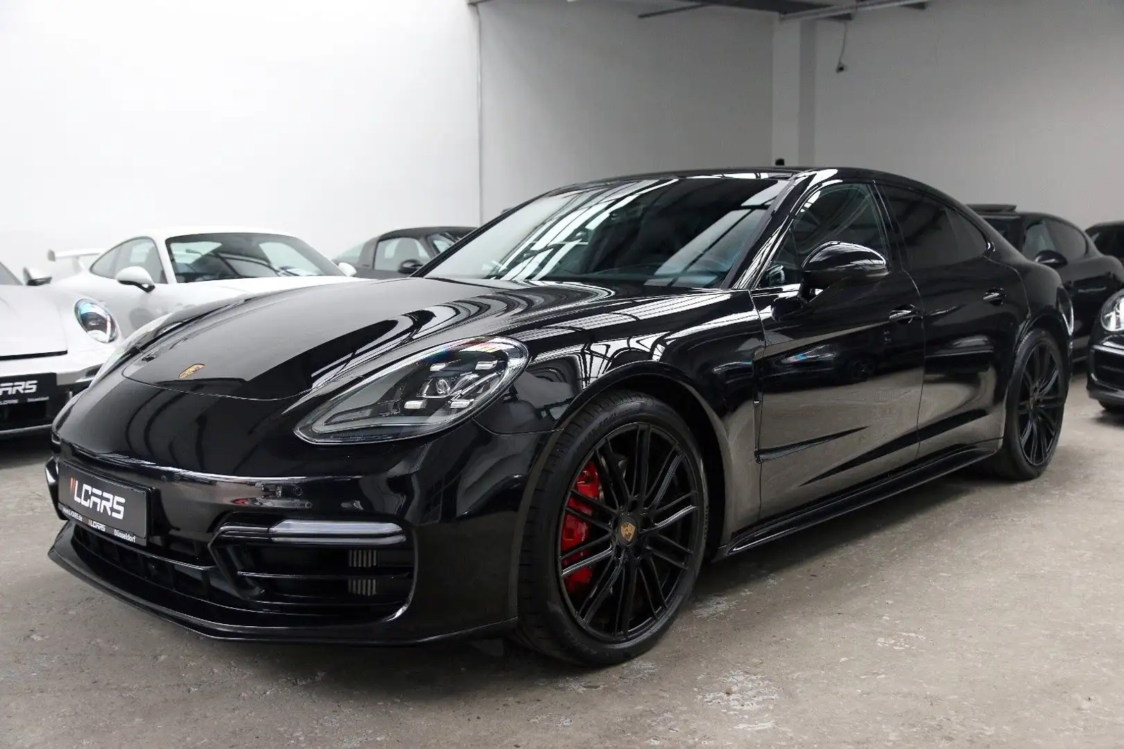 Porsche Panamera GTS 18Wege Pano SoftClose HeadUp 21" Schwarz - 2
