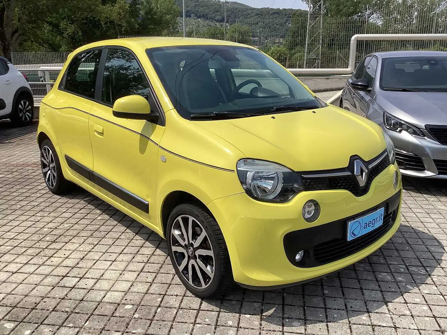Renault Twingo 3ª serie 1.0 SCe Stop&Start Energy Geel - 2
