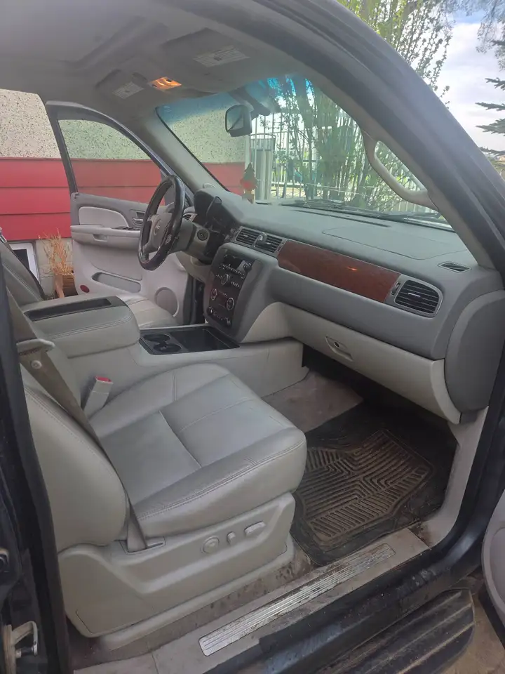 GMC Yukon снимка GMC Yukon