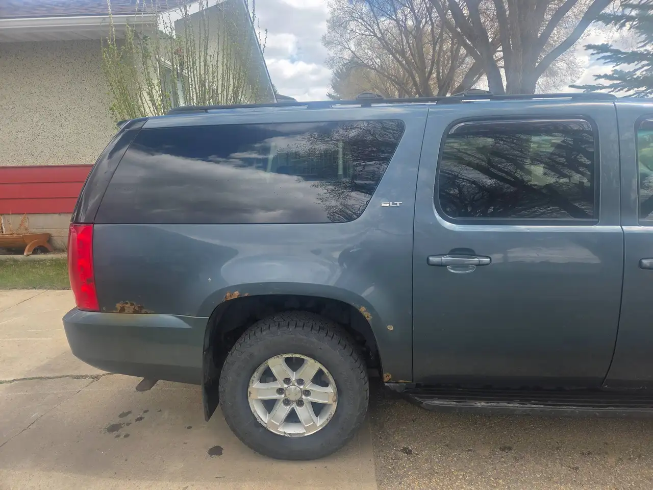 GMC Yukon снимка GMC Yukon