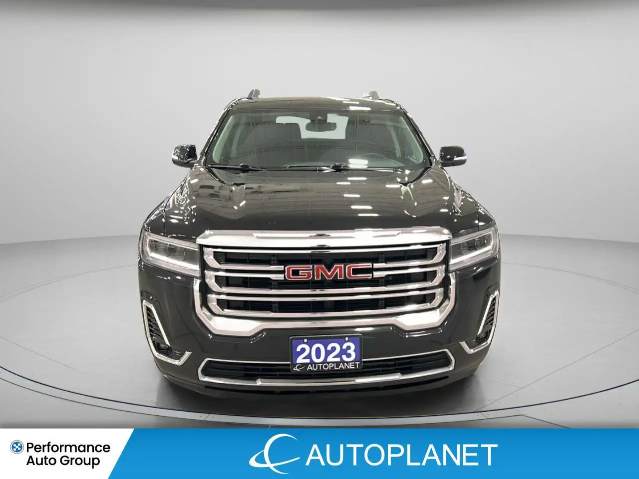 GMC Acadia снимка GMC Acadia