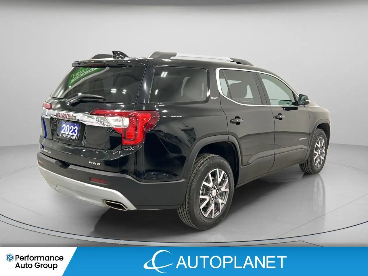 GMC Acadia снимка GMC Acadia