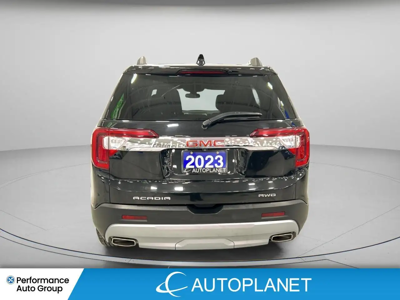 GMC Acadia снимка GMC Acadia