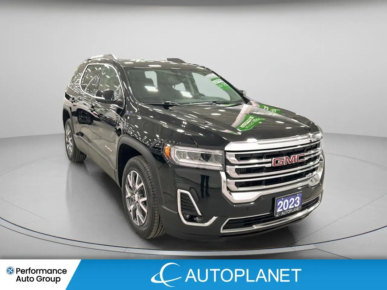 GMC Acadia снимка GMC Acadia