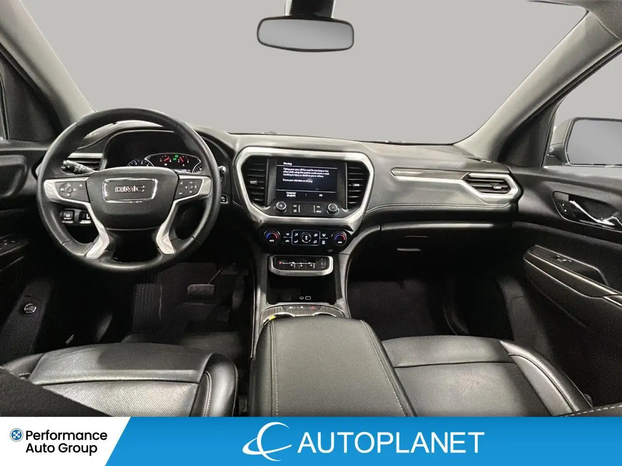 GMC Acadia снимка GMC Acadia