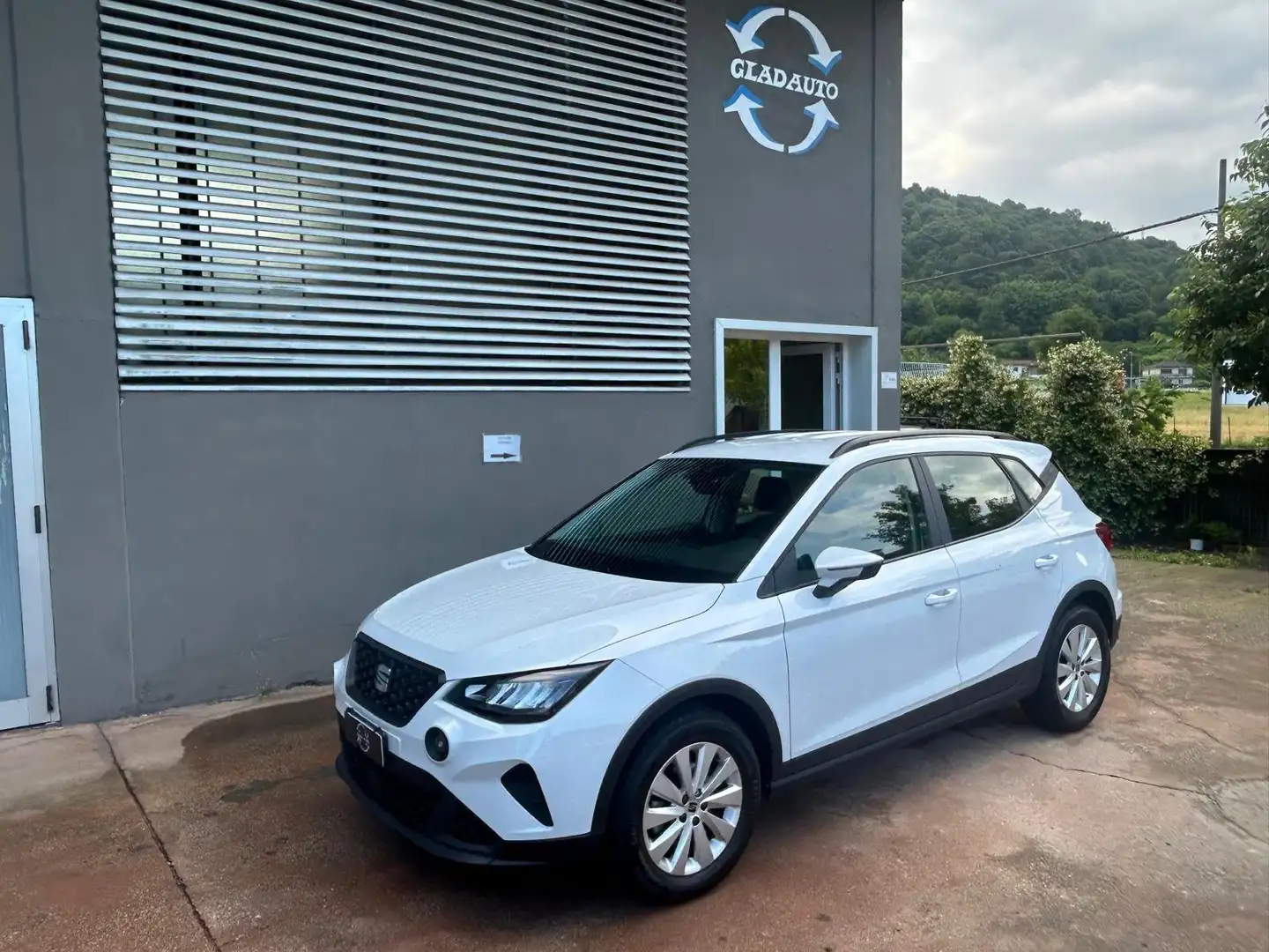 SEAT Arona Arona 1.0 ecotsi Style 95cv Bianco - 2