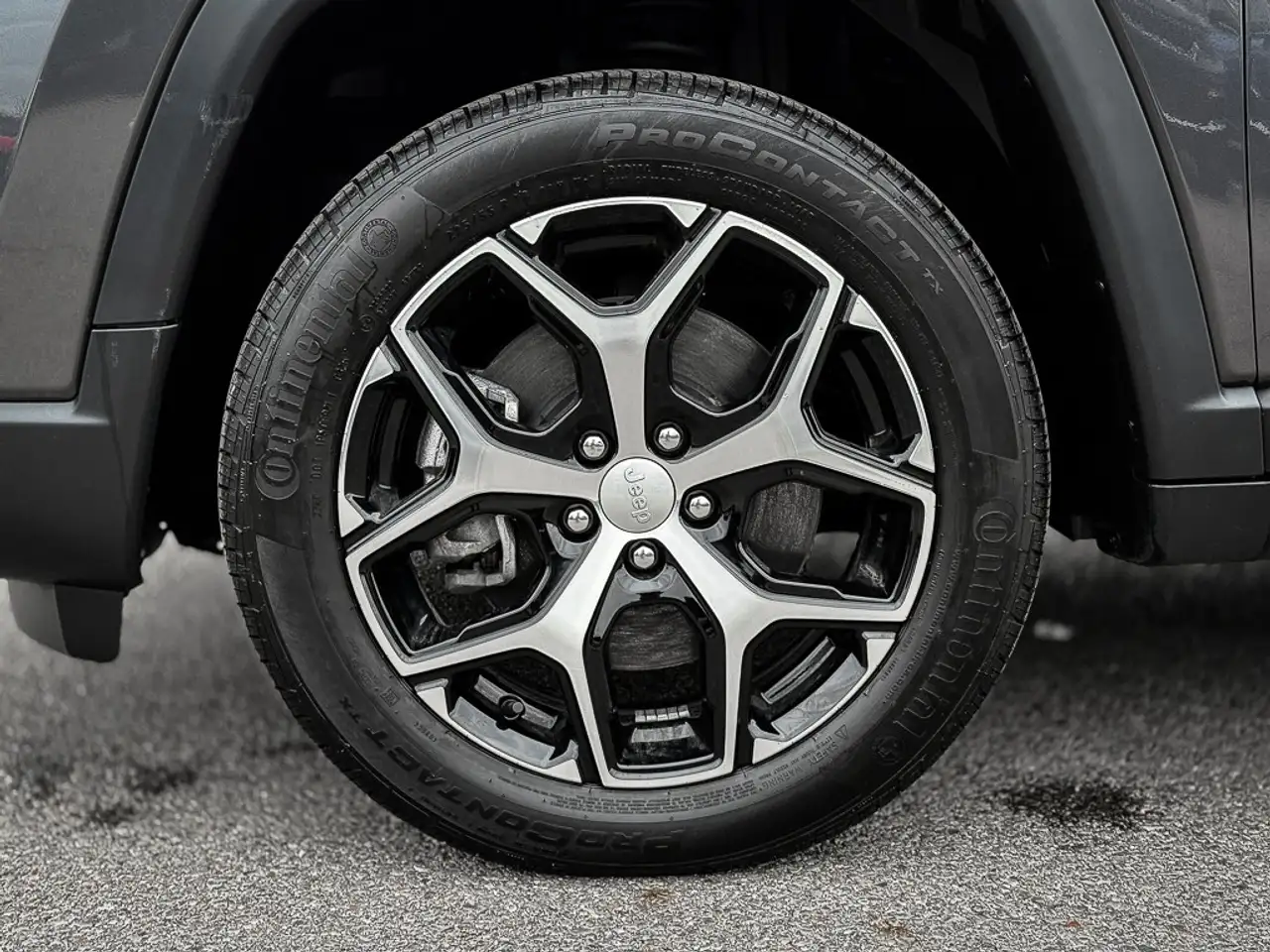 Jeep Compass photo Jeep Compass