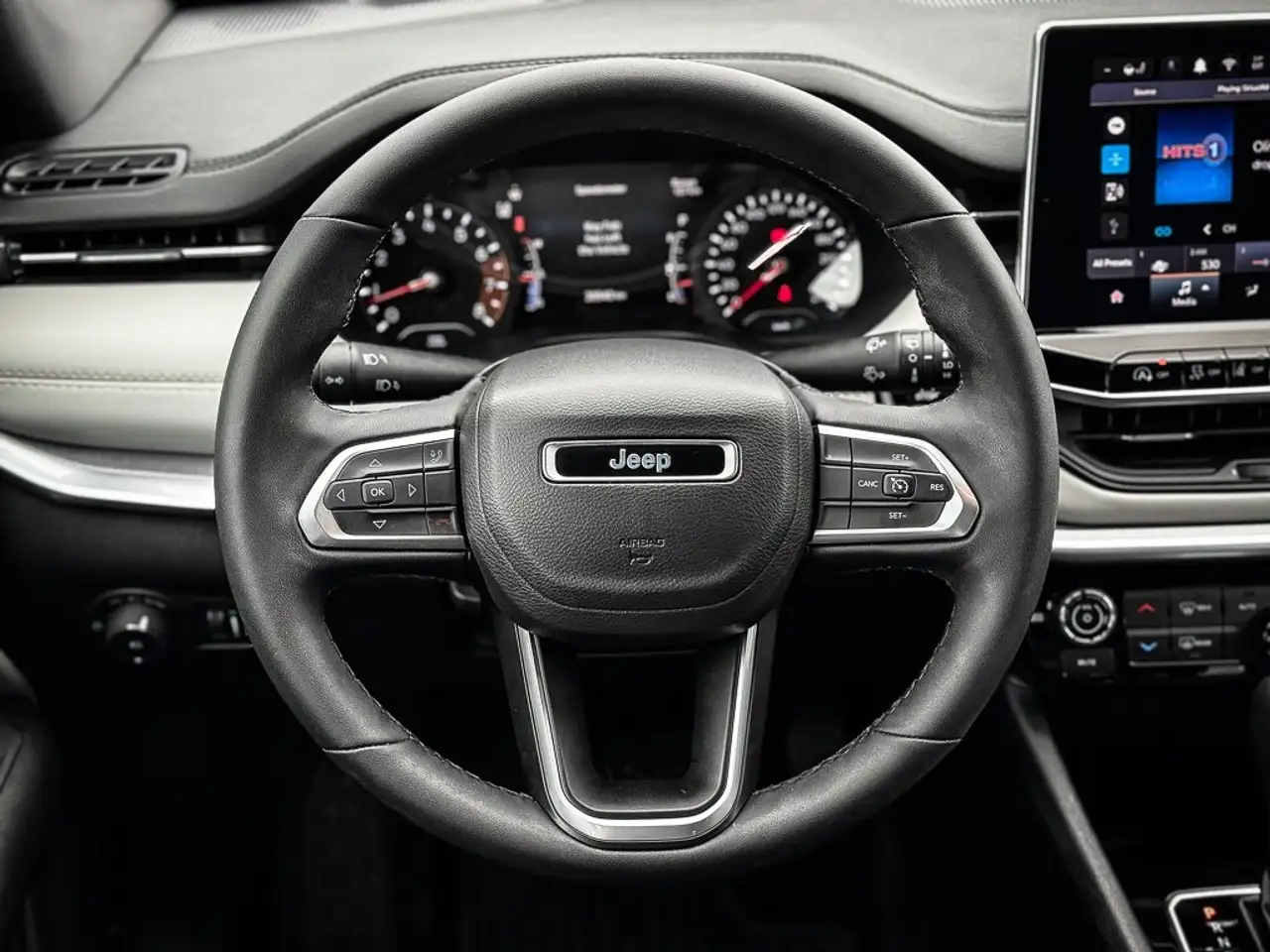Jeep Compass photo Jeep Compass