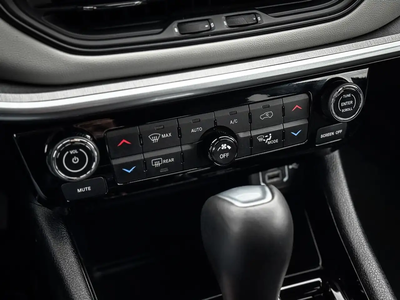 Jeep Compass photo Jeep Compass
