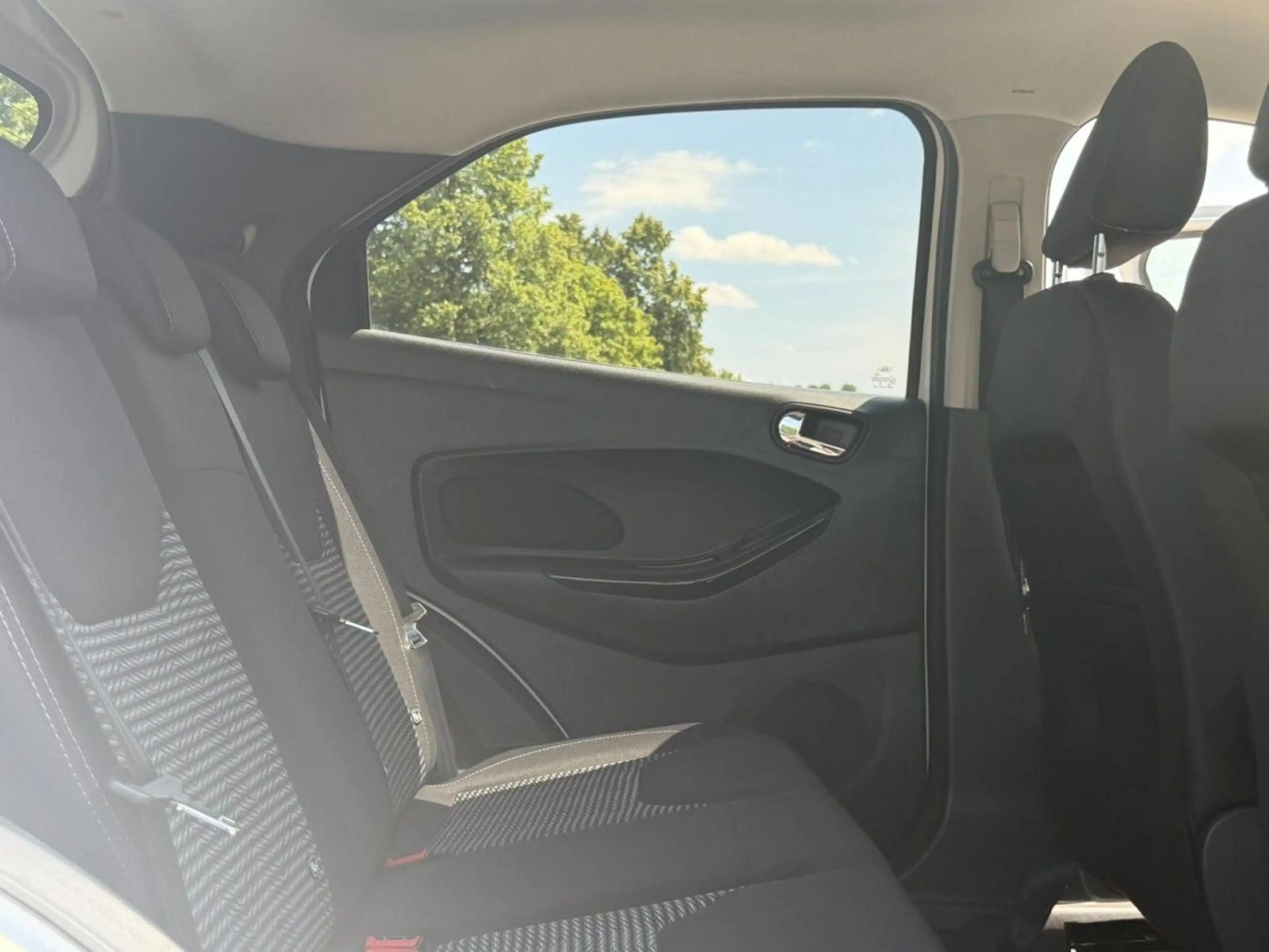 Ford Ka/Ka+ KA+ Cool & Connect 1.2 KLIMA PDC SERVO Klima — photo 11