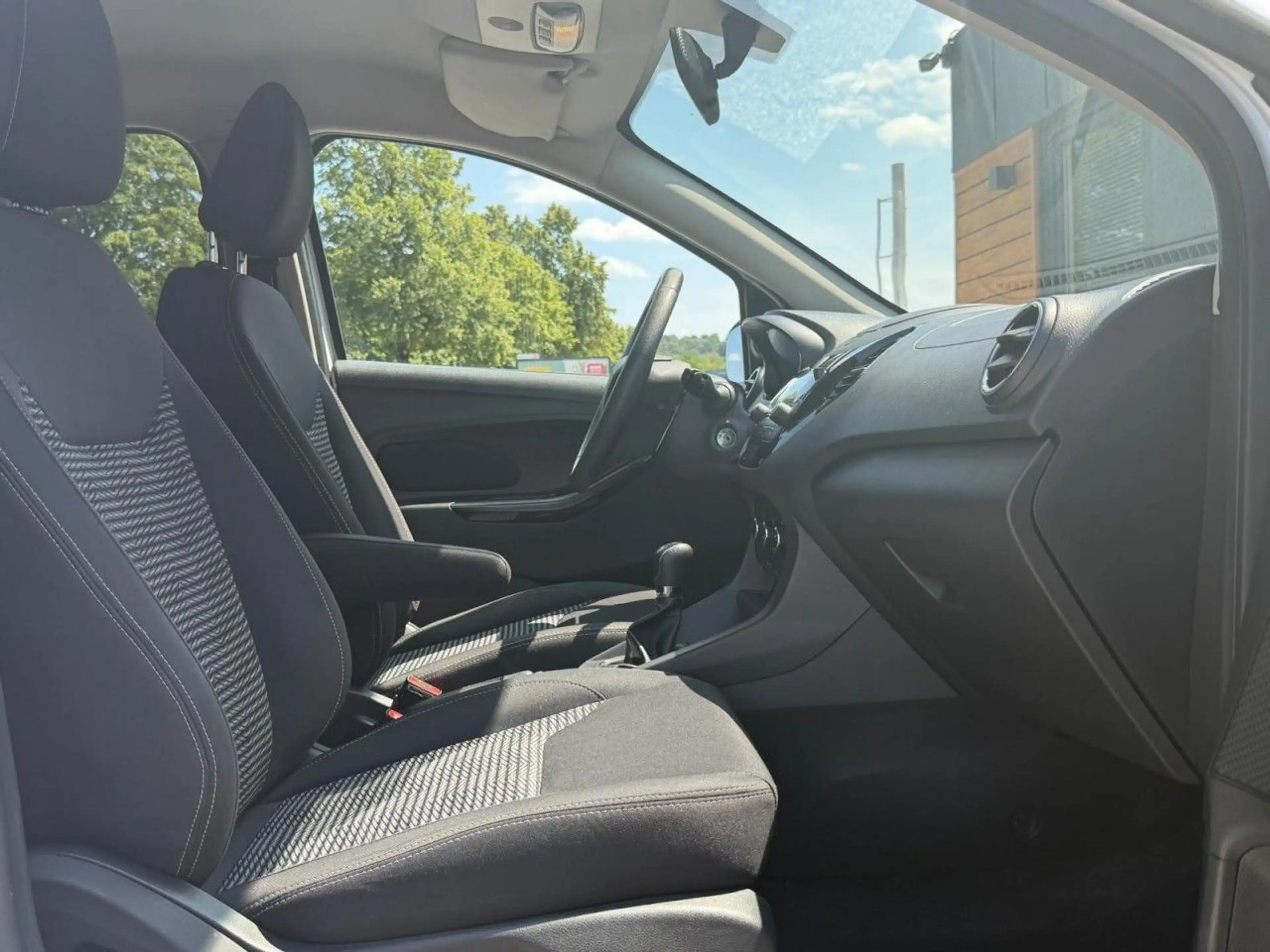 Ford Ka/Ka+ KA+ Cool & Connect 1.2 KLIMA PDC SERVO Klima — photo 12