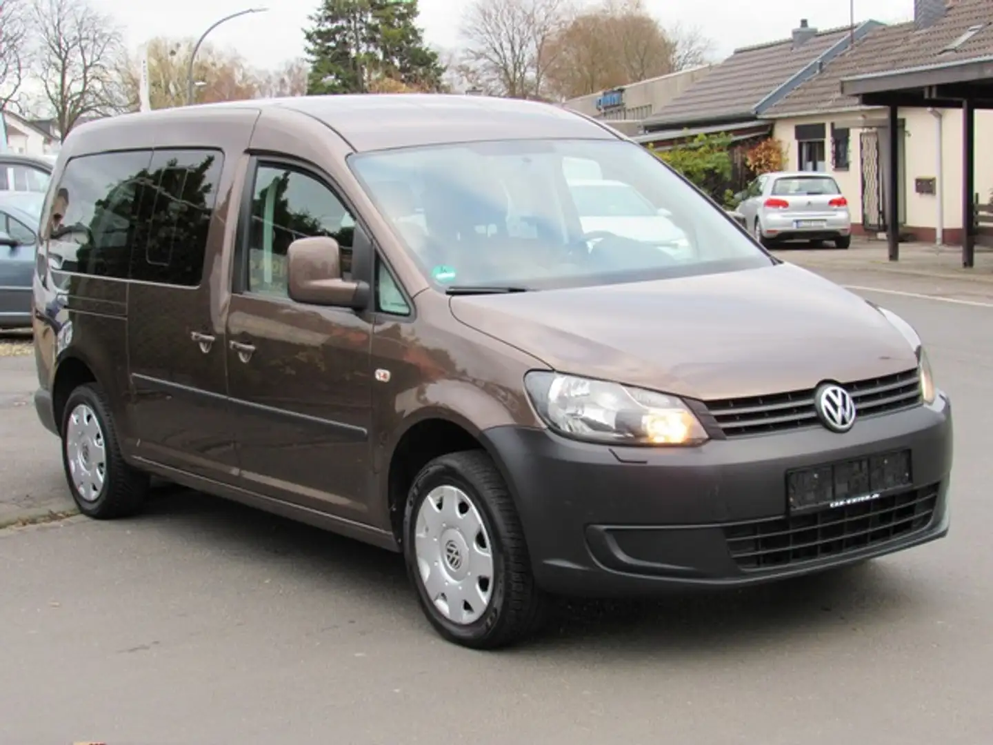 Volkswagen Caddy Maxi Trend 5-Sitzer Klima PDC Marrone - 1