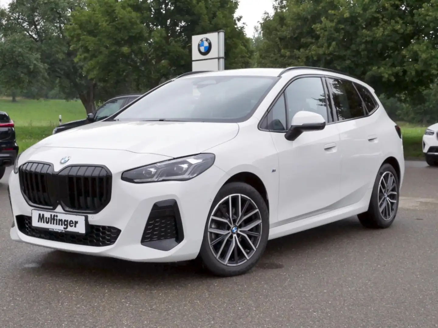 BMW 220 i ActiveT.M Sport HUD SurView Har/Ka.Lenkradh Weiß - 2