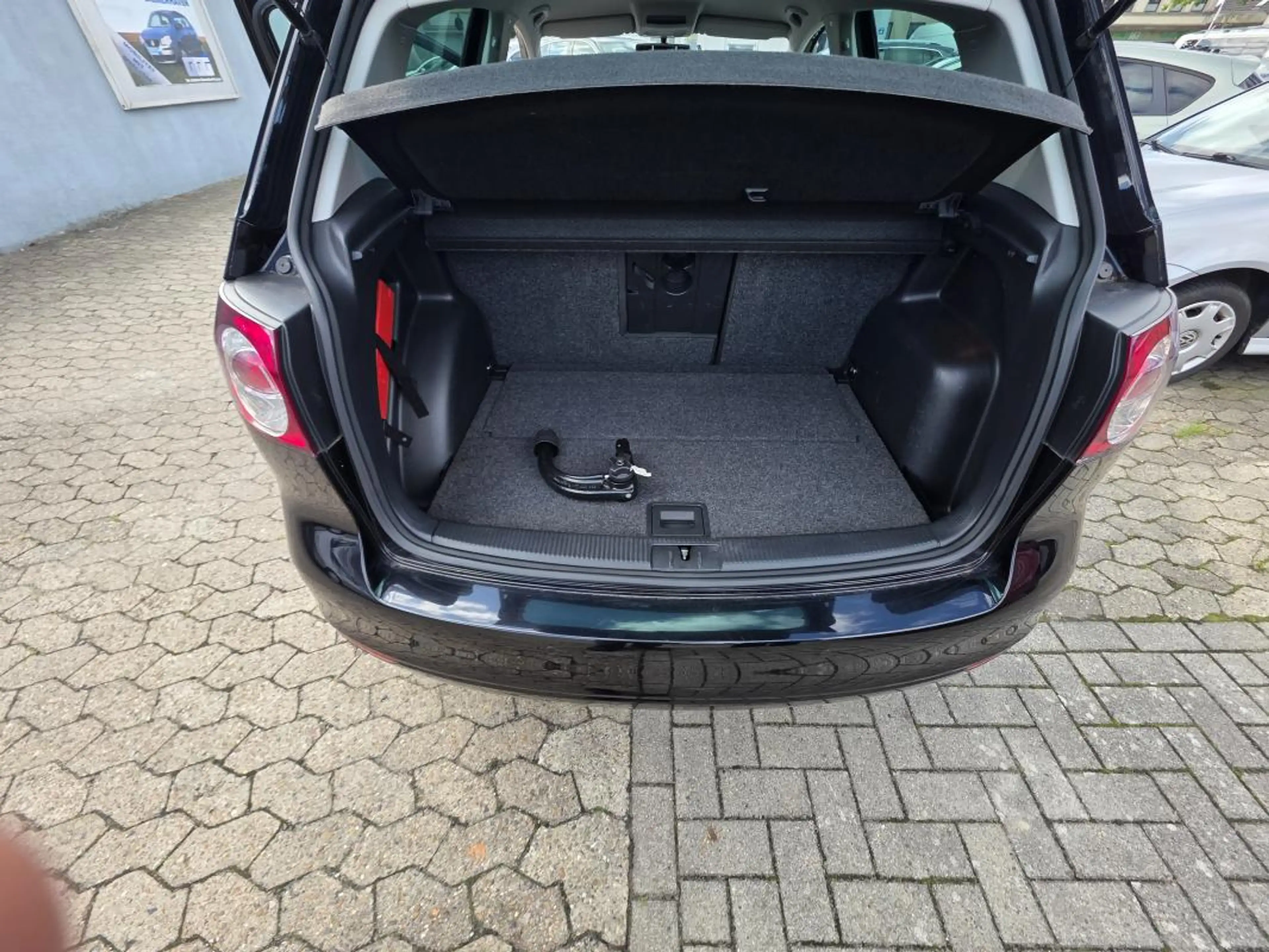 Volkswagen Golf Plus Style — photo 8