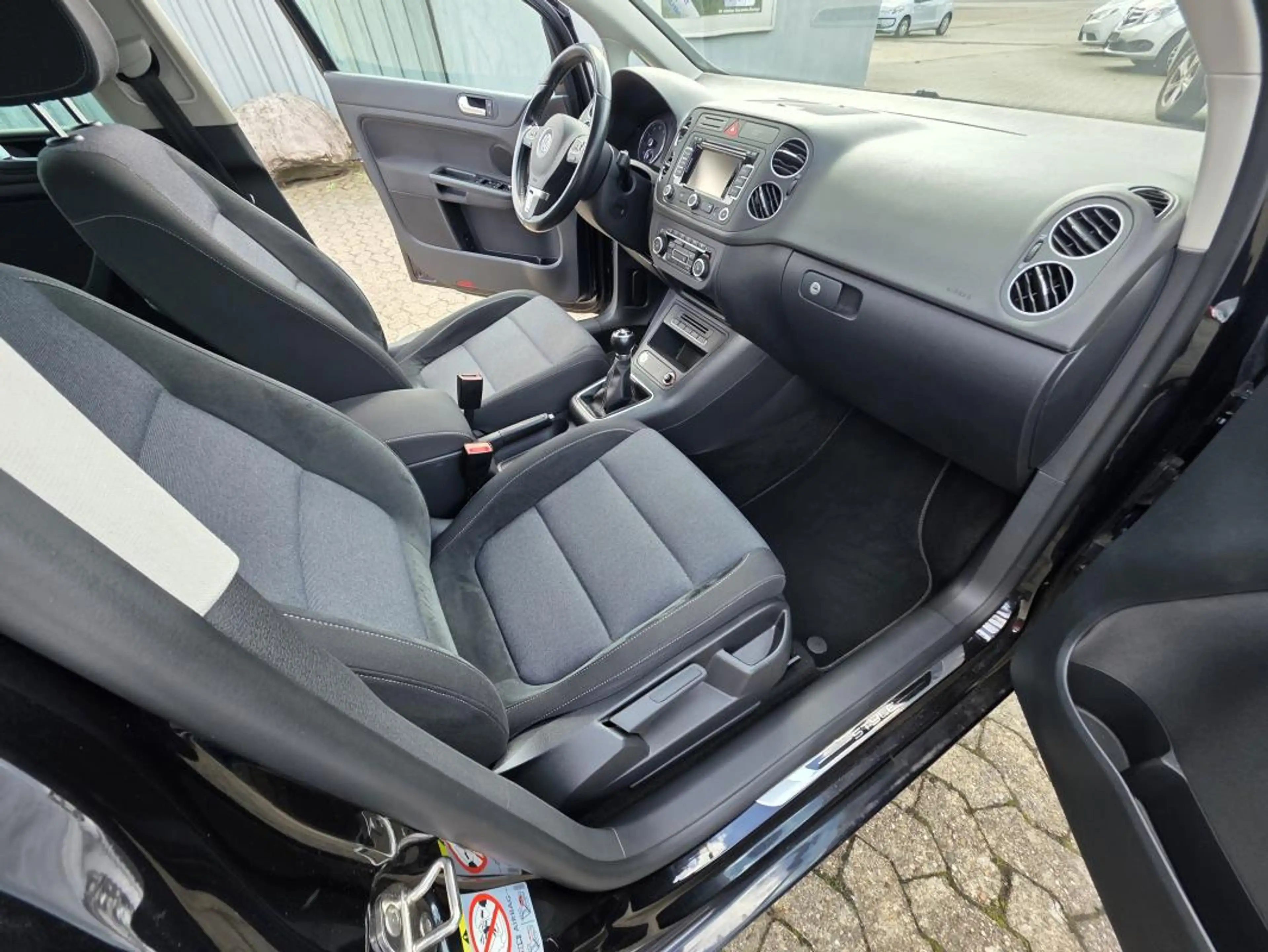 Volkswagen Golf Plus Style — photo 9