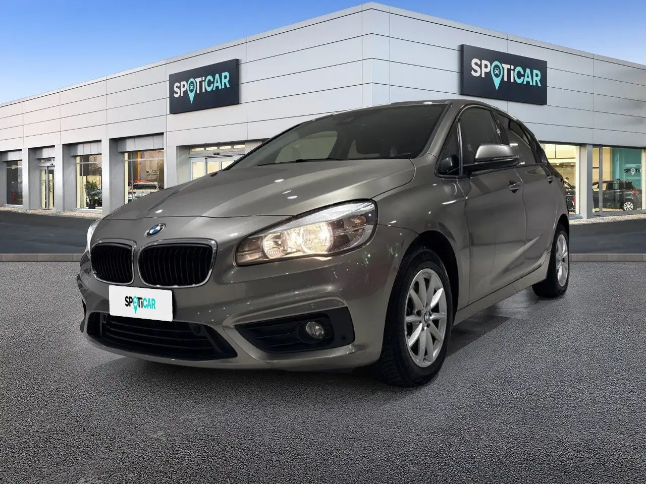 BMW 216
