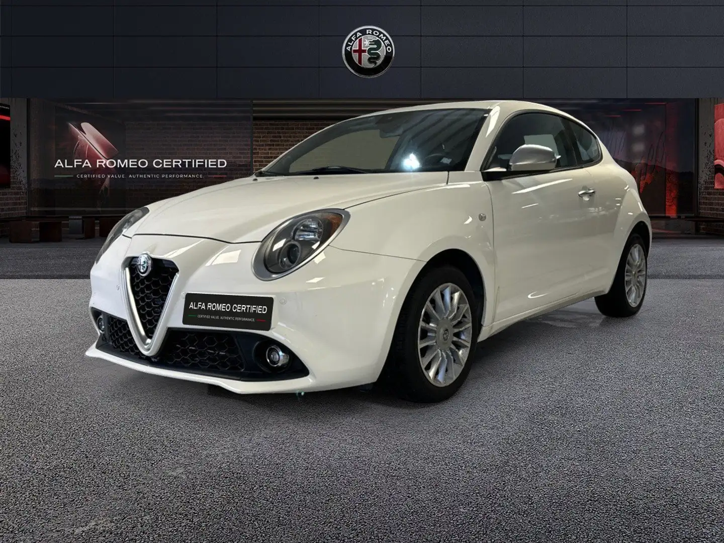 Alfa Romeo MiTo 1.4 78cv Urban Biały - 1
