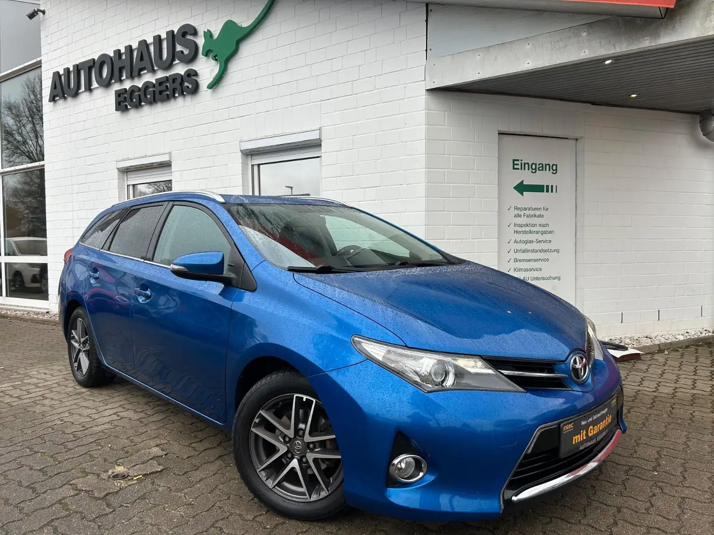 Toyota Auris Touring Sports Edition/AHK/NAVI/KAM/GJR/ Blau - 1
