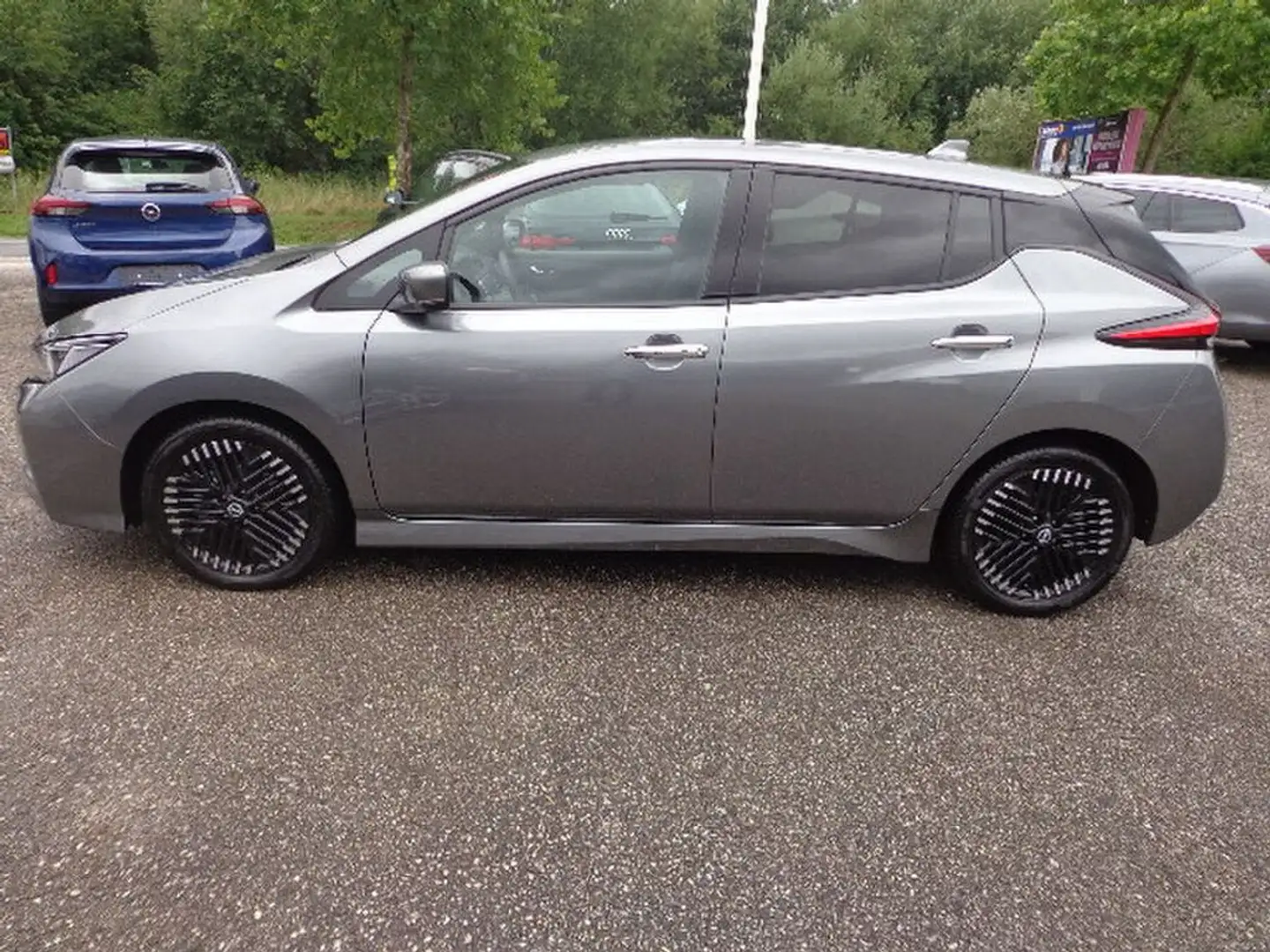 Nissan Leaf N-Connecta *LED, NAVI, SH* Schwarz - 2