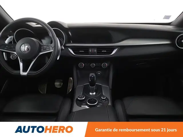 Alfa Romeo Stelvio view 12