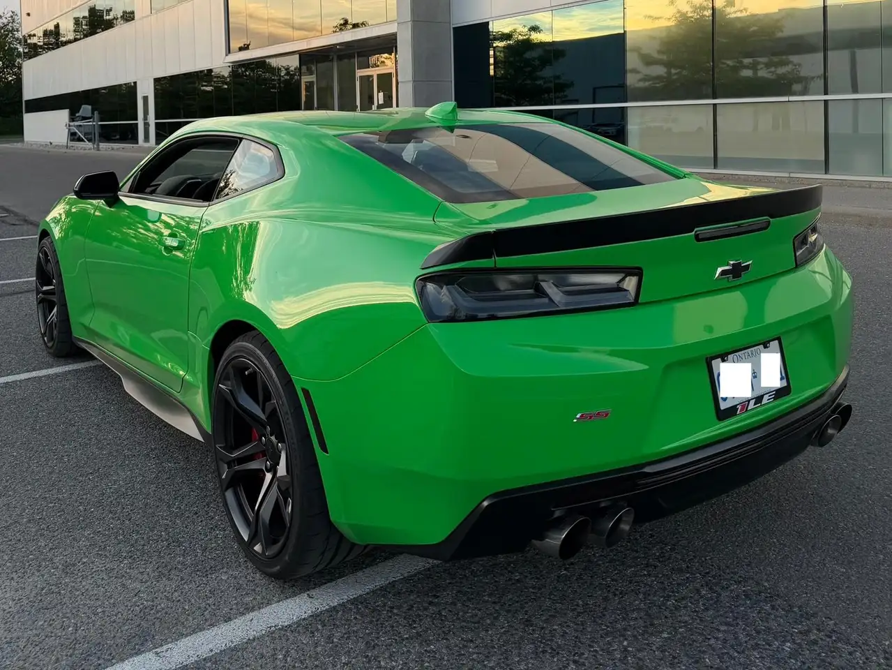 Chevrolet Camaro снимка Chevrolet Camaro