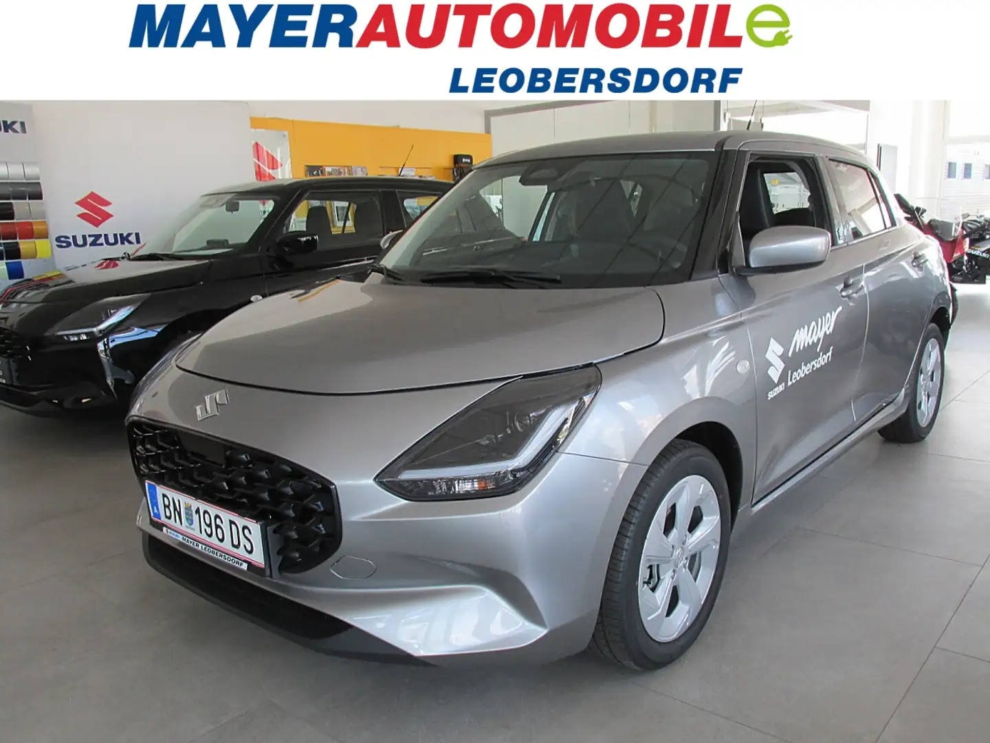 Suzuki Swift 1,2 Hybrid Shine CVT Aut. Silber - 1