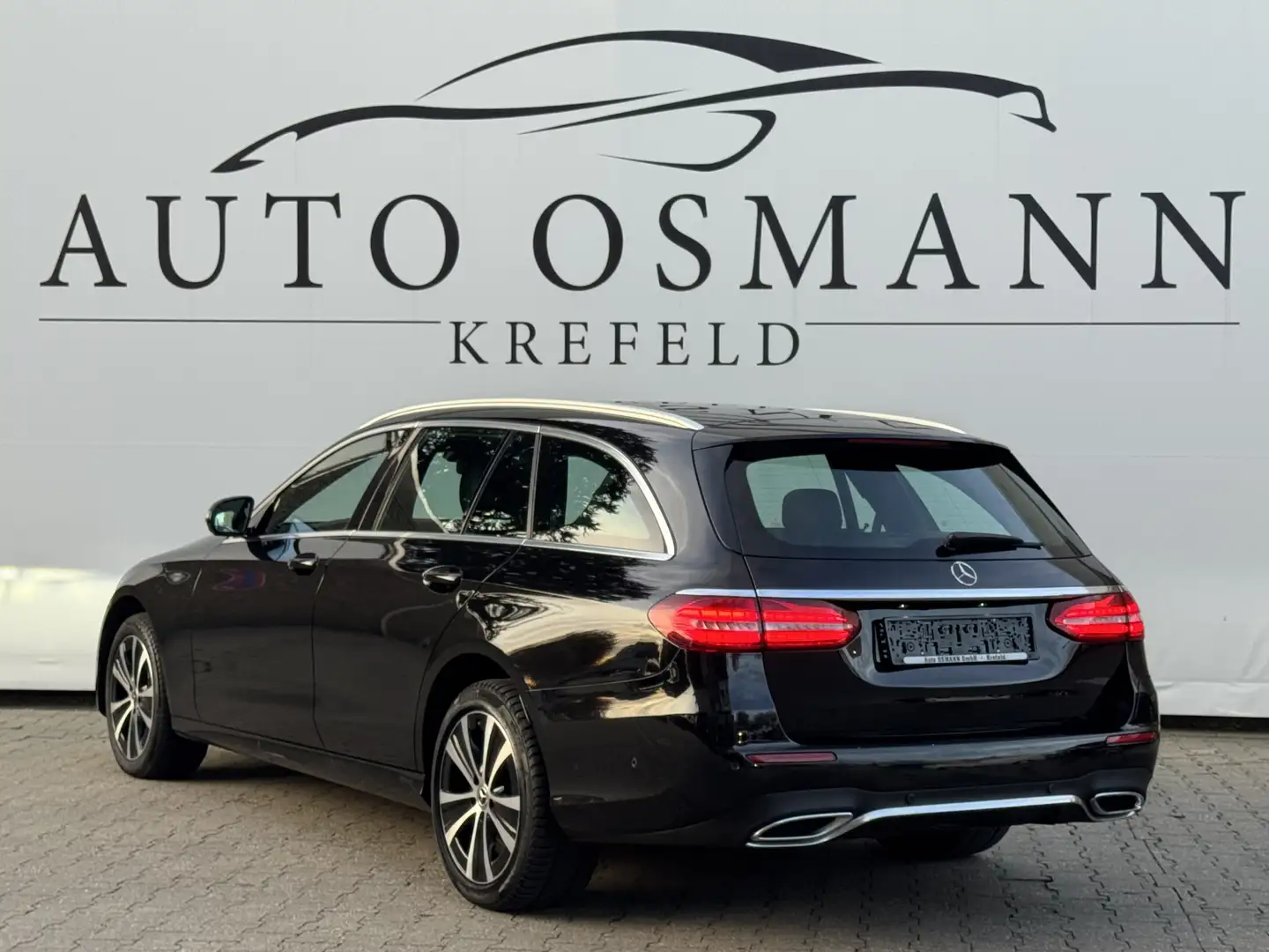 Mercedes-Benz E 300 de 4Matic T AMG | MULTIBEAM | 360° Negru - 2