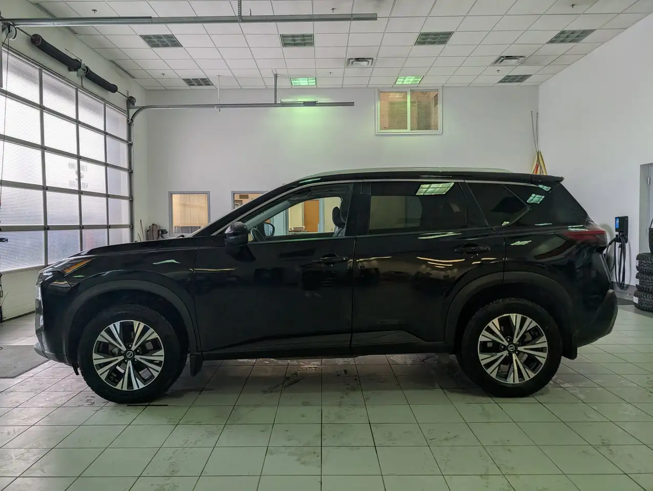 Nissan Rogue снимка Nissan Rogue