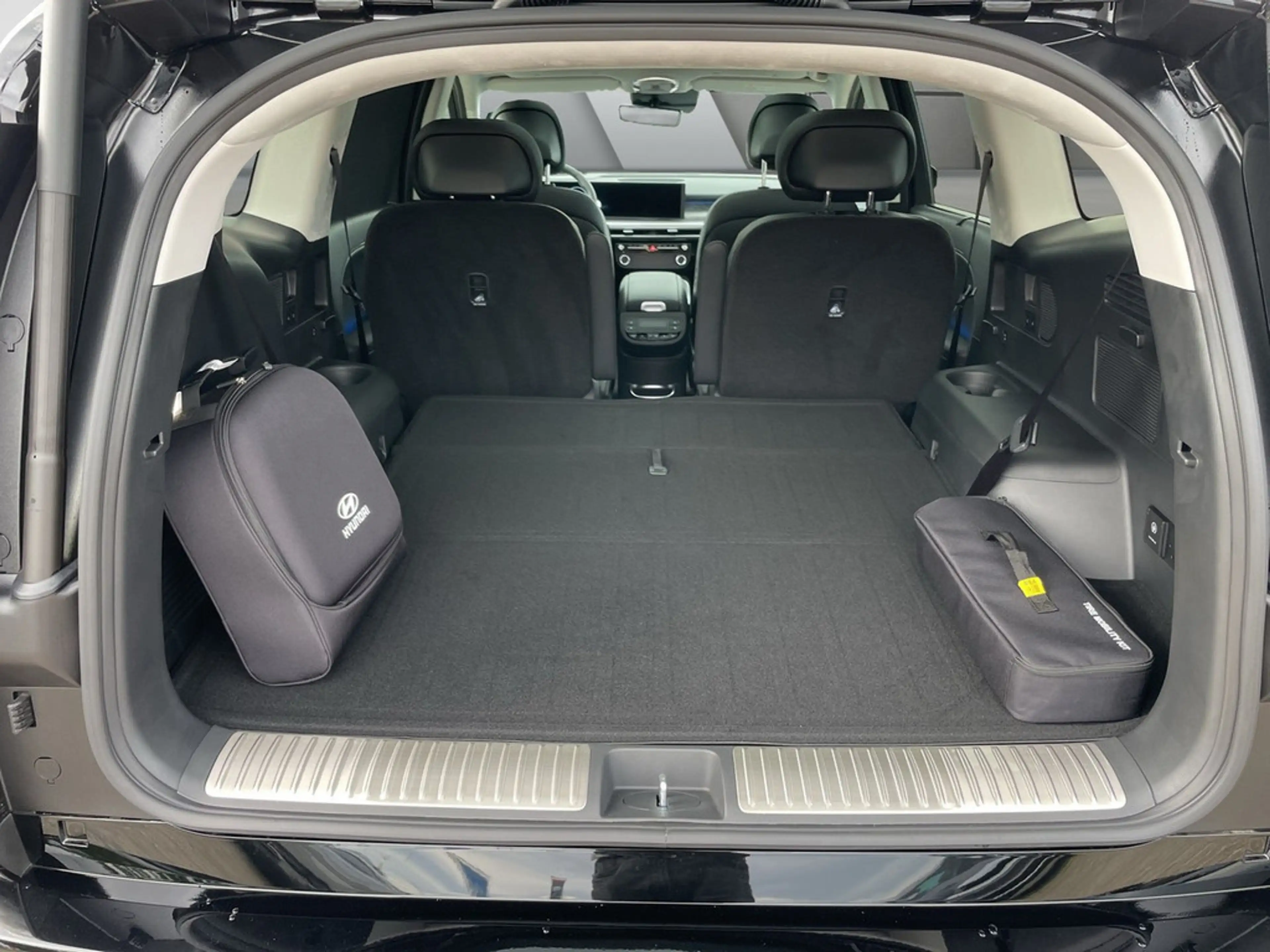 Hyundai IONIQ 9 4WD UNIQ *110 kWh*RELAX-PAKET*PANO* — photo 9