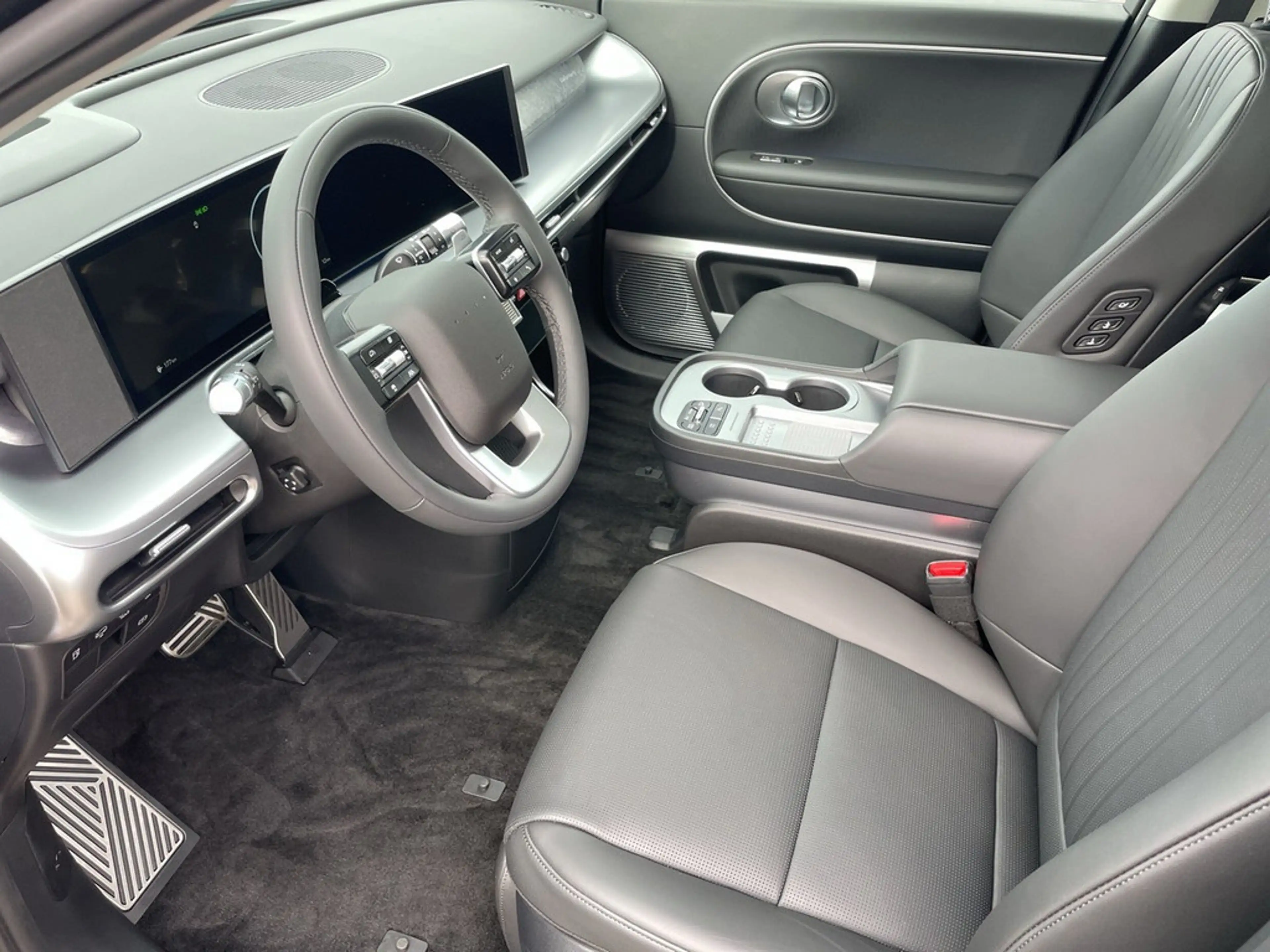 Hyundai IONIQ 9 4WD UNIQ *110 kWh*RELAX-PAKET*PANO* — photo 10