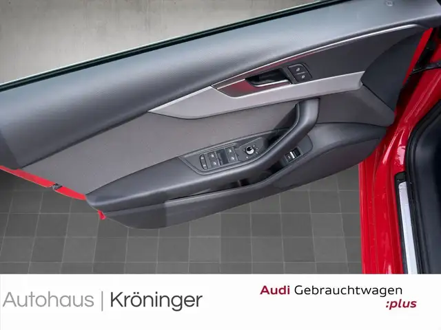 Audi A4 view 8