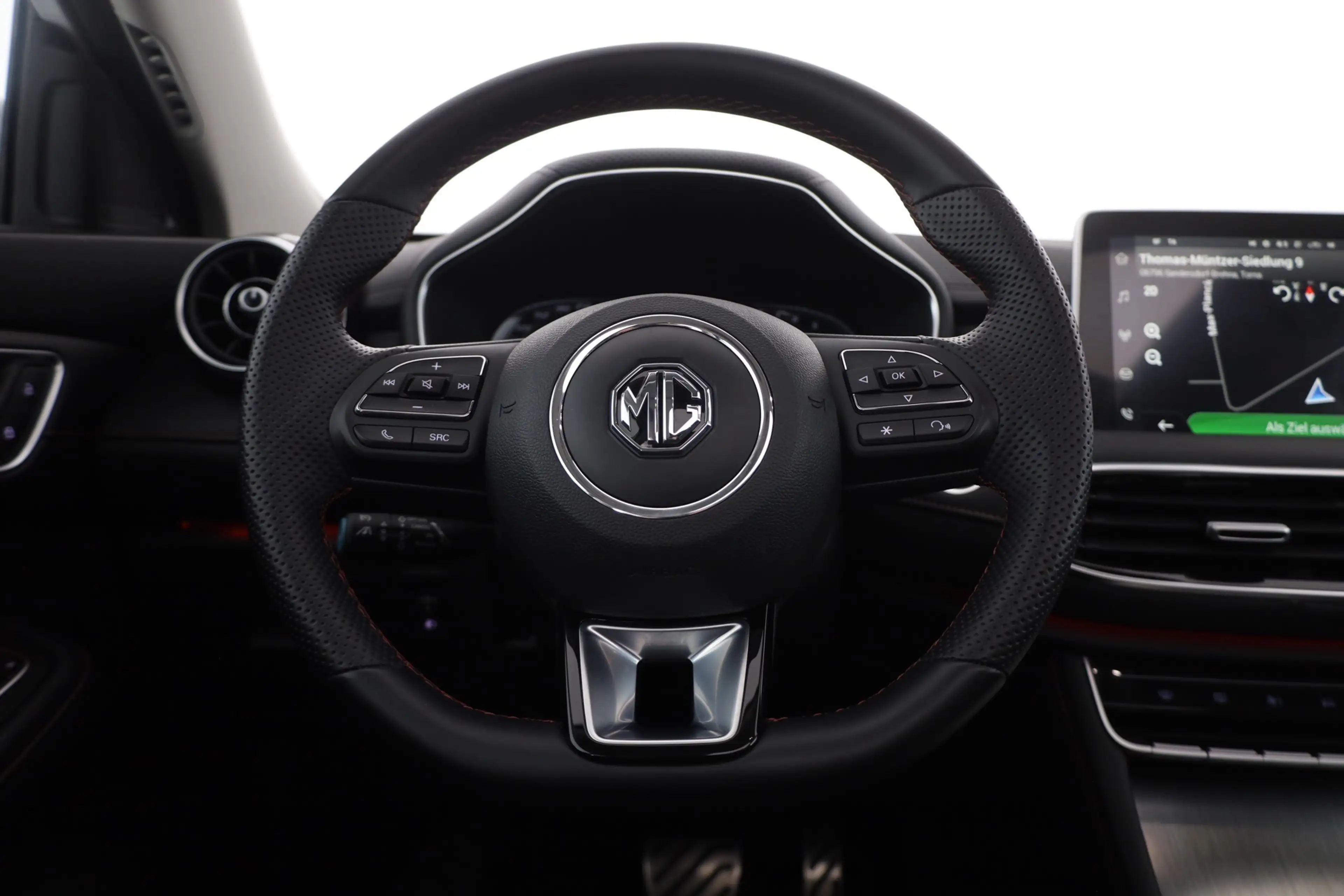 MG HS 1.5 T-GDI Luxury Aut. LED ACC Navi 360° — photo 14