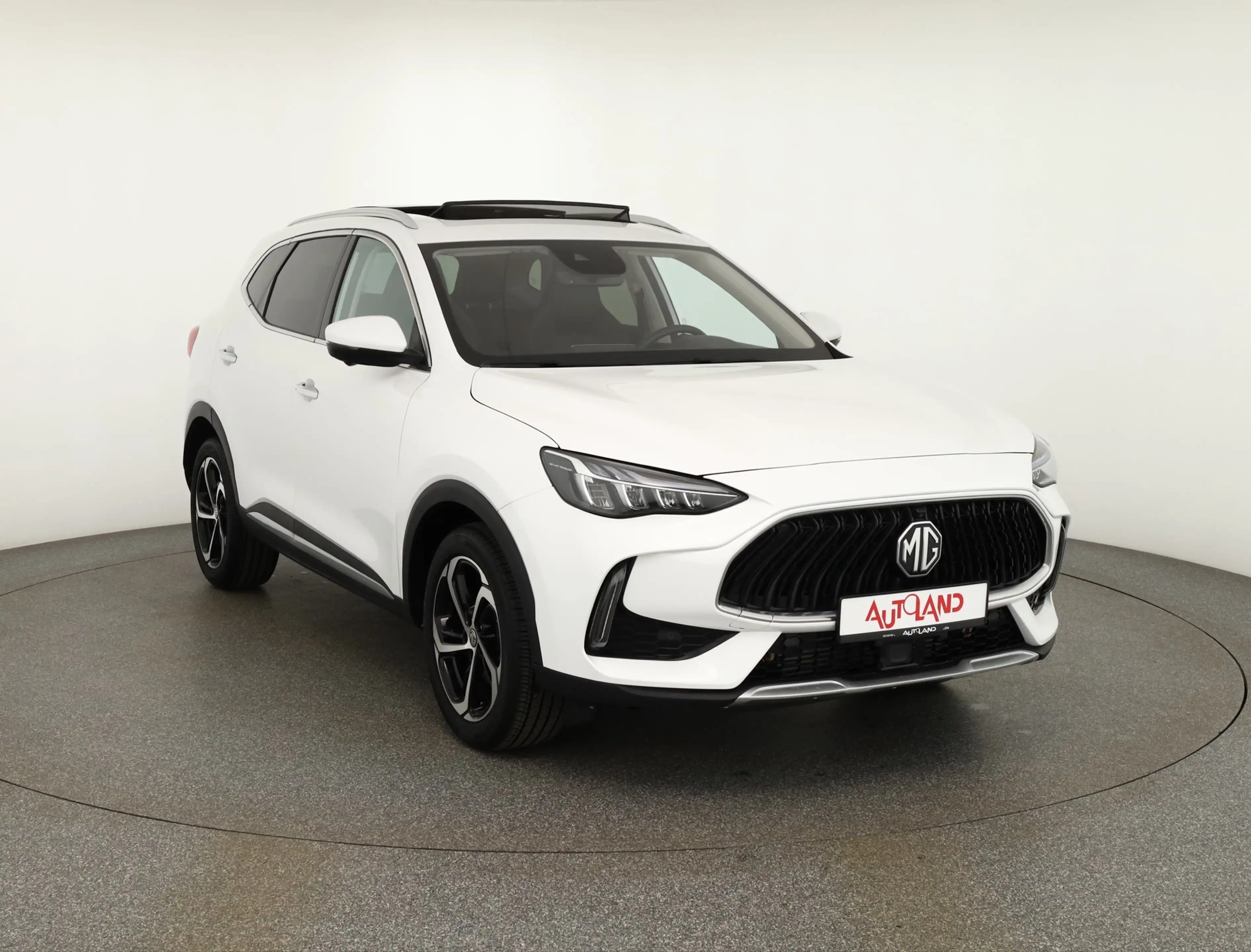 MG HS 1.5 T-GDI Luxury Aut. LED ACC Navi 360° — photo 8