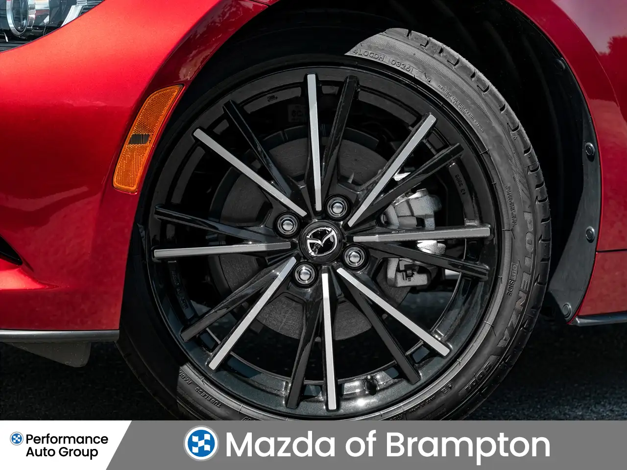 Mazda MX-5 Miata снимка Mazda MX-5 Miata