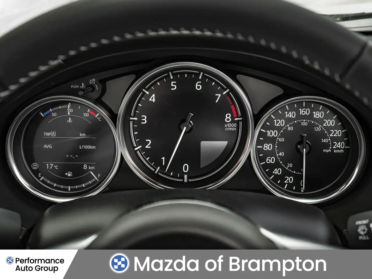 Mazda MX-5 Miata снимка Mazda MX-5 Miata