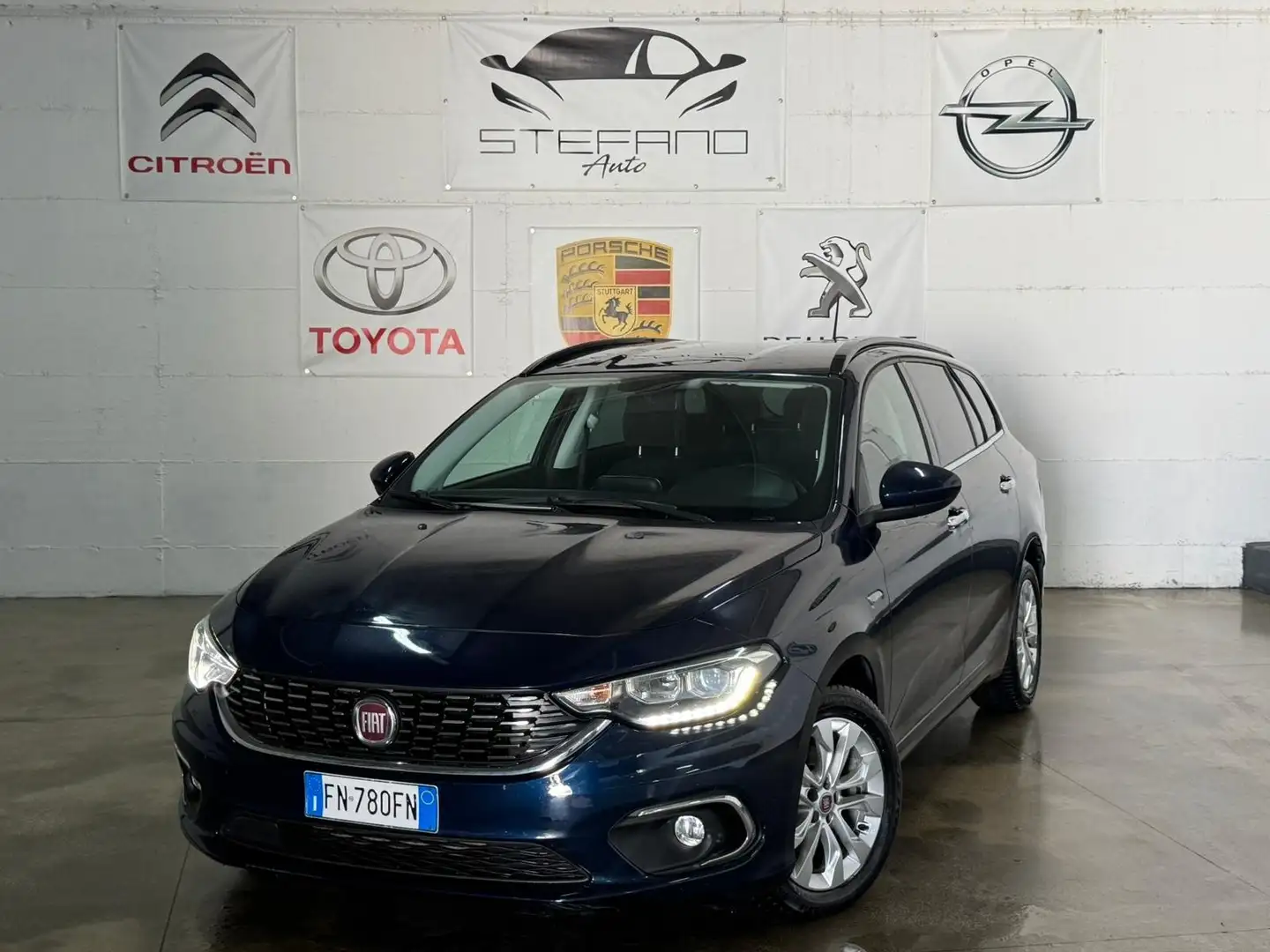 Fiat Tipo Tipo SW 1.6 mjt Easy s Blau - 1