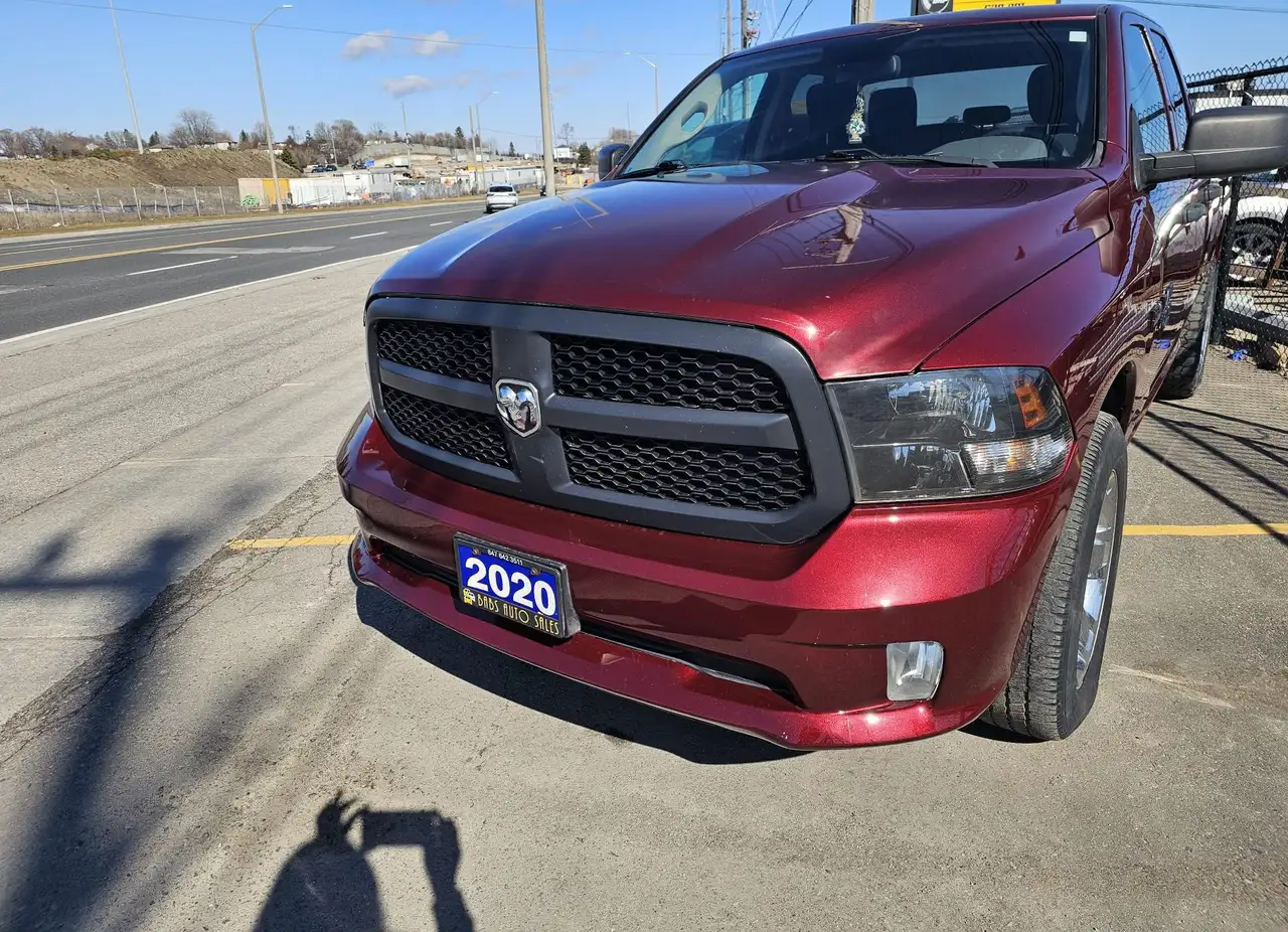 RAM 1500 снимка RAM 1500