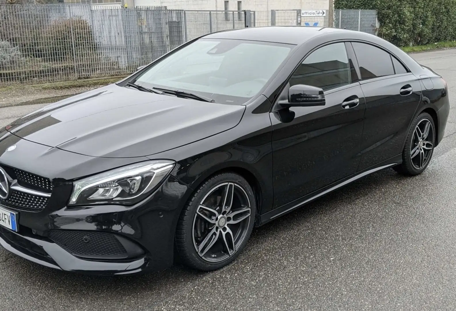 Mercedes-Benz CL 200 premium amg - 2