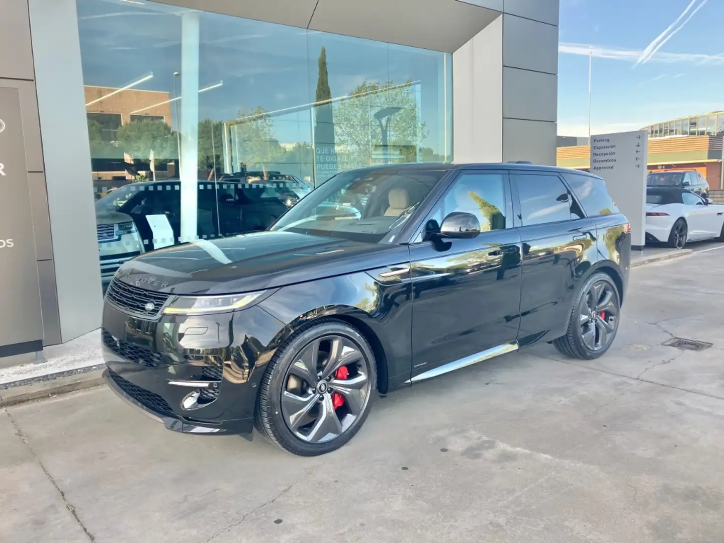 Land Rover Range Rover Sport 4.4 V8 MHEV Autobiography 530 Aut. Negro - 2